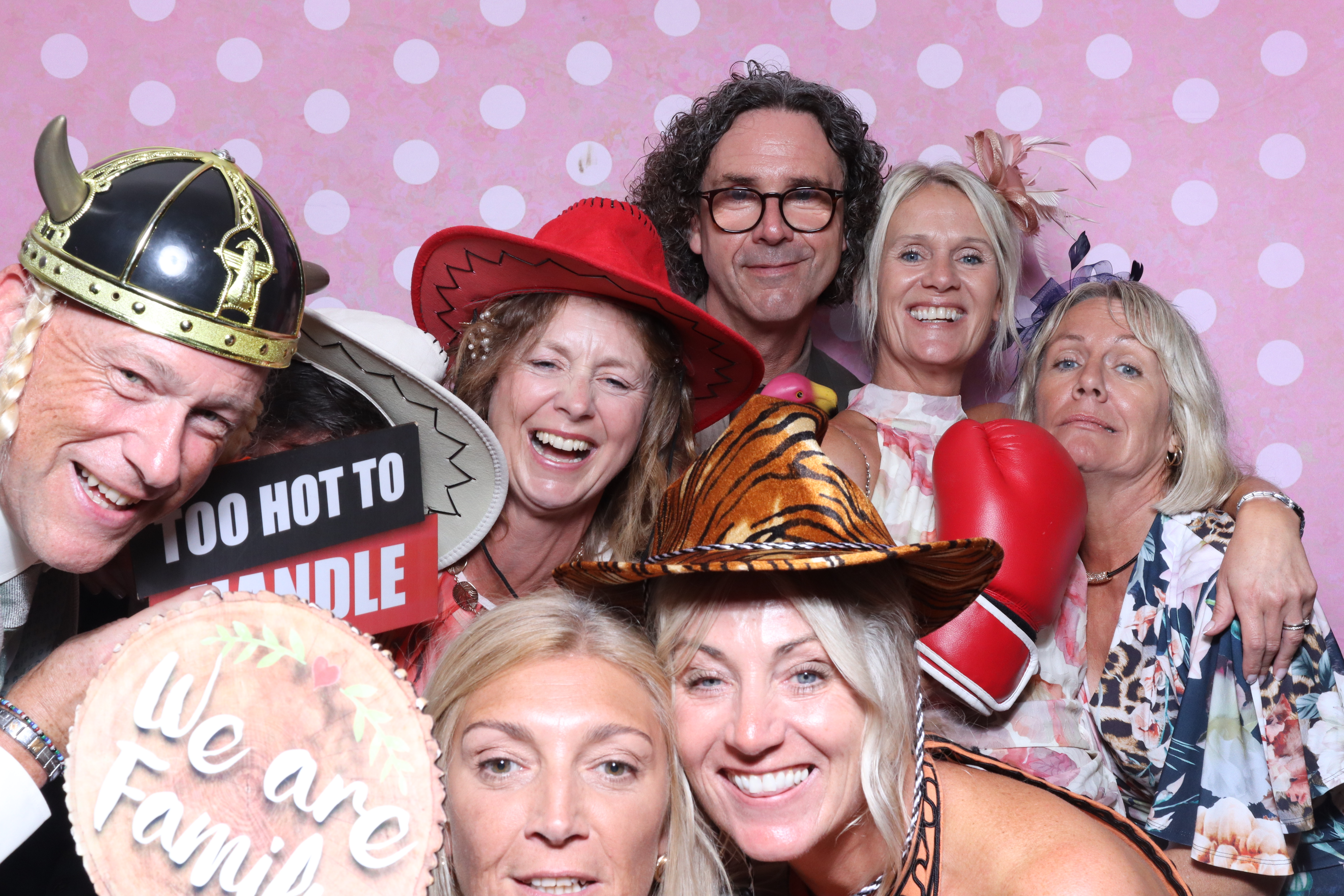 Mr & Mrs Cooper  | View more photos from the event at gallery.magicimages.uk/u/MagicImages/Mr-Mrs-Cooper