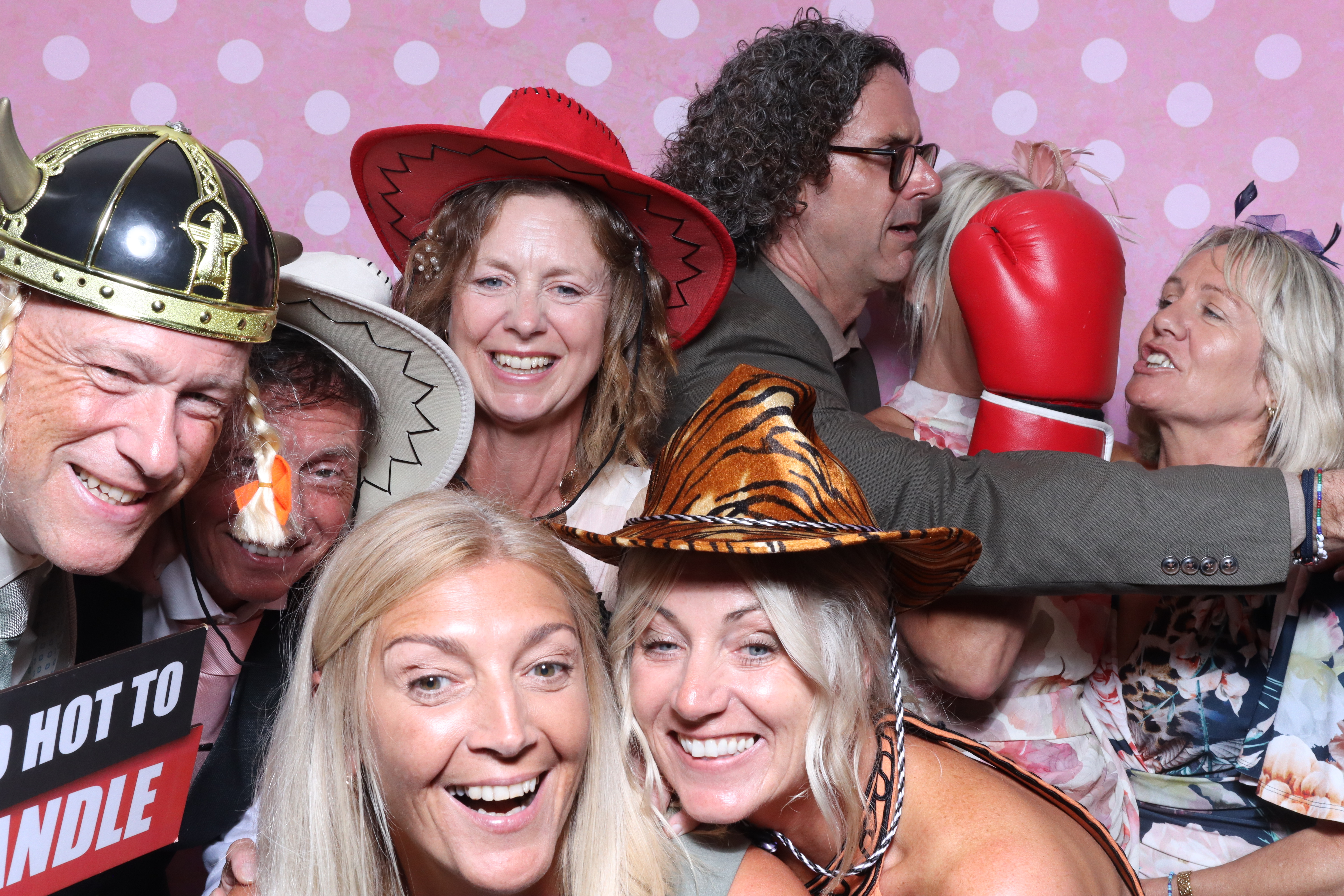 Mr & Mrs Cooper  | View more photos from the event at gallery.magicimages.uk/u/MagicImages/Mr-Mrs-Cooper