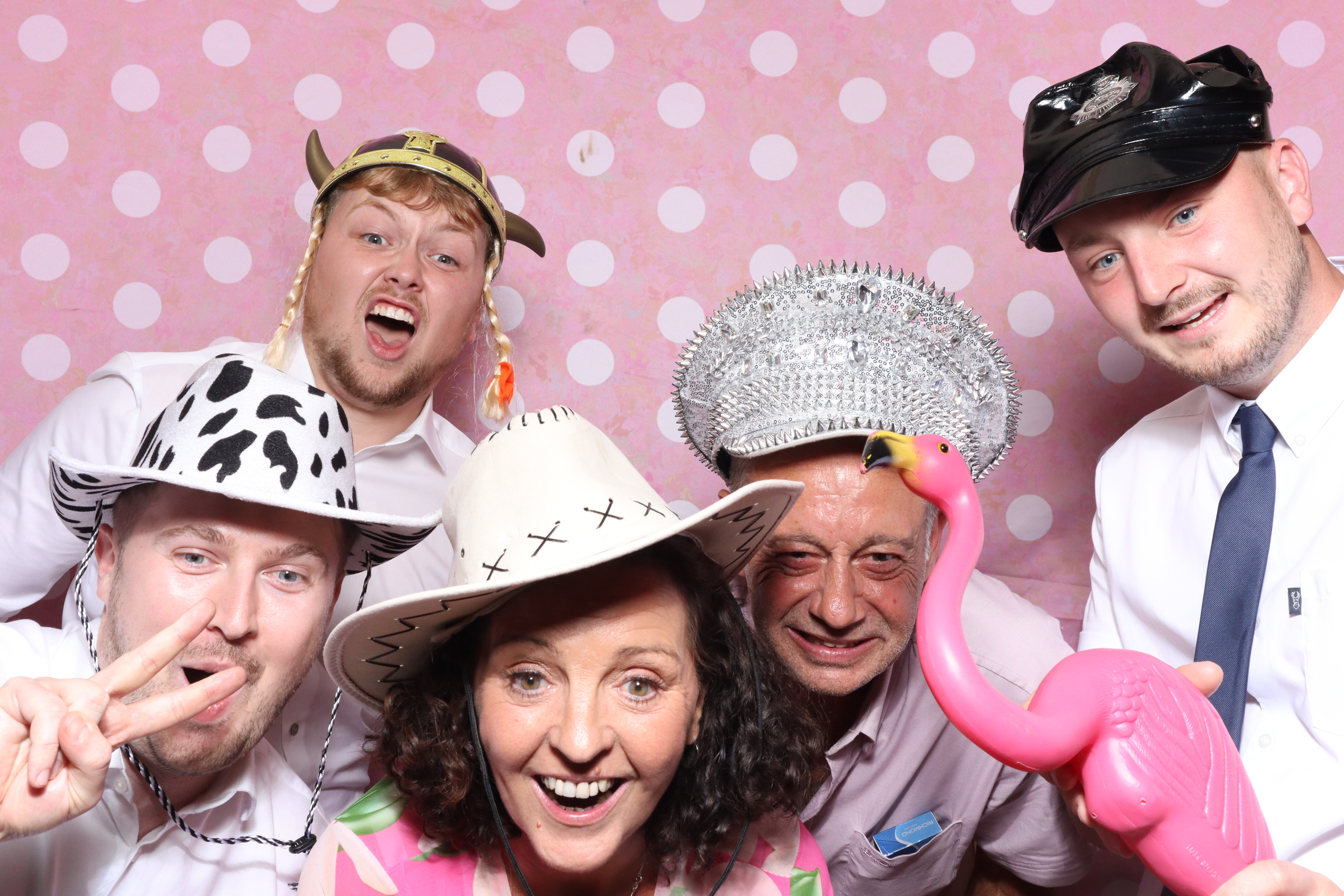 Mr & Mrs Cooper  | View more photos from the event at gallery.magicimages.uk/u/MagicImages/Mr-Mrs-Cooper