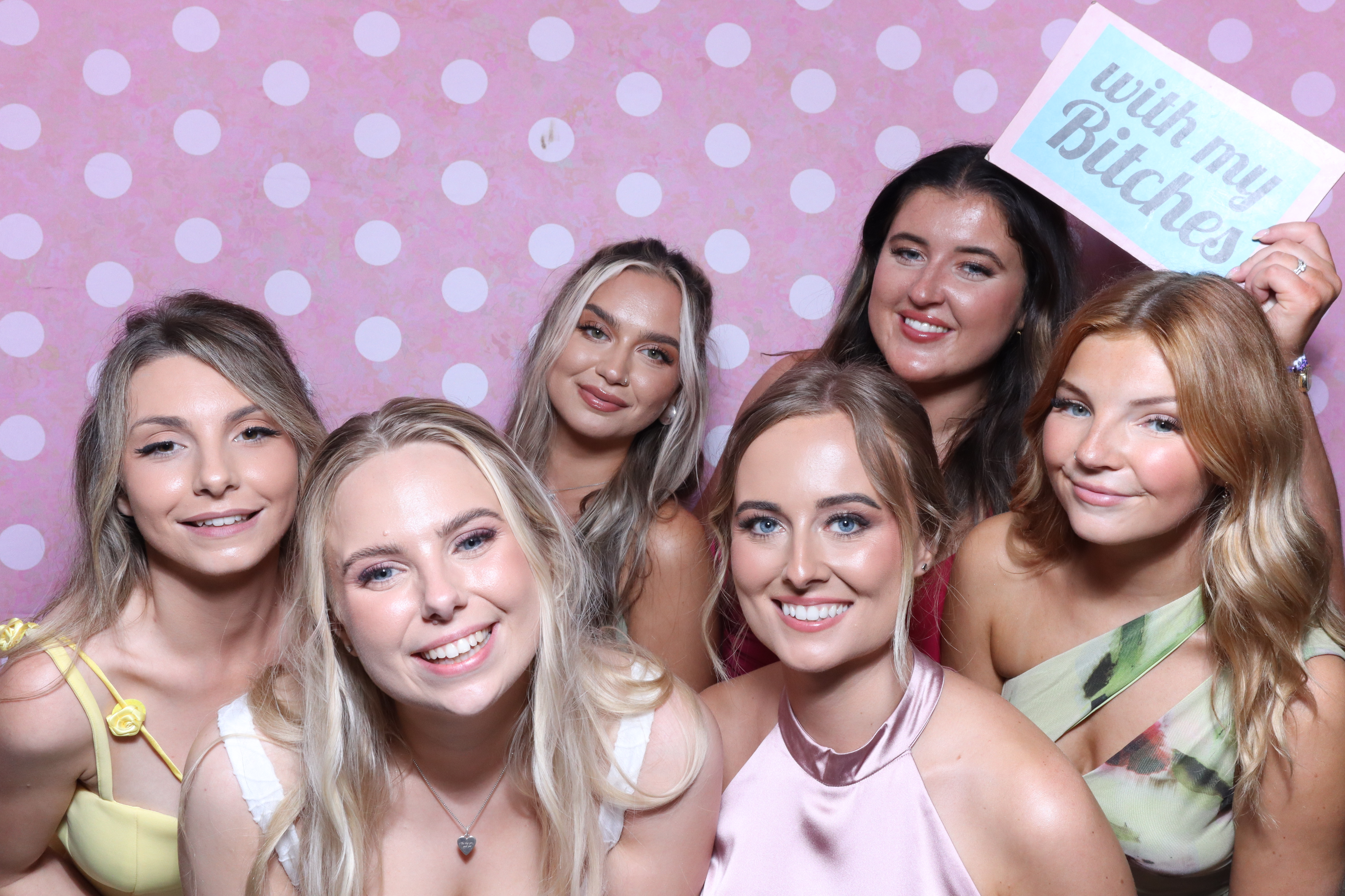 Mr & Mrs Cooper  | View more photos from the event at gallery.magicimages.uk/u/MagicImages/Mr-Mrs-Cooper