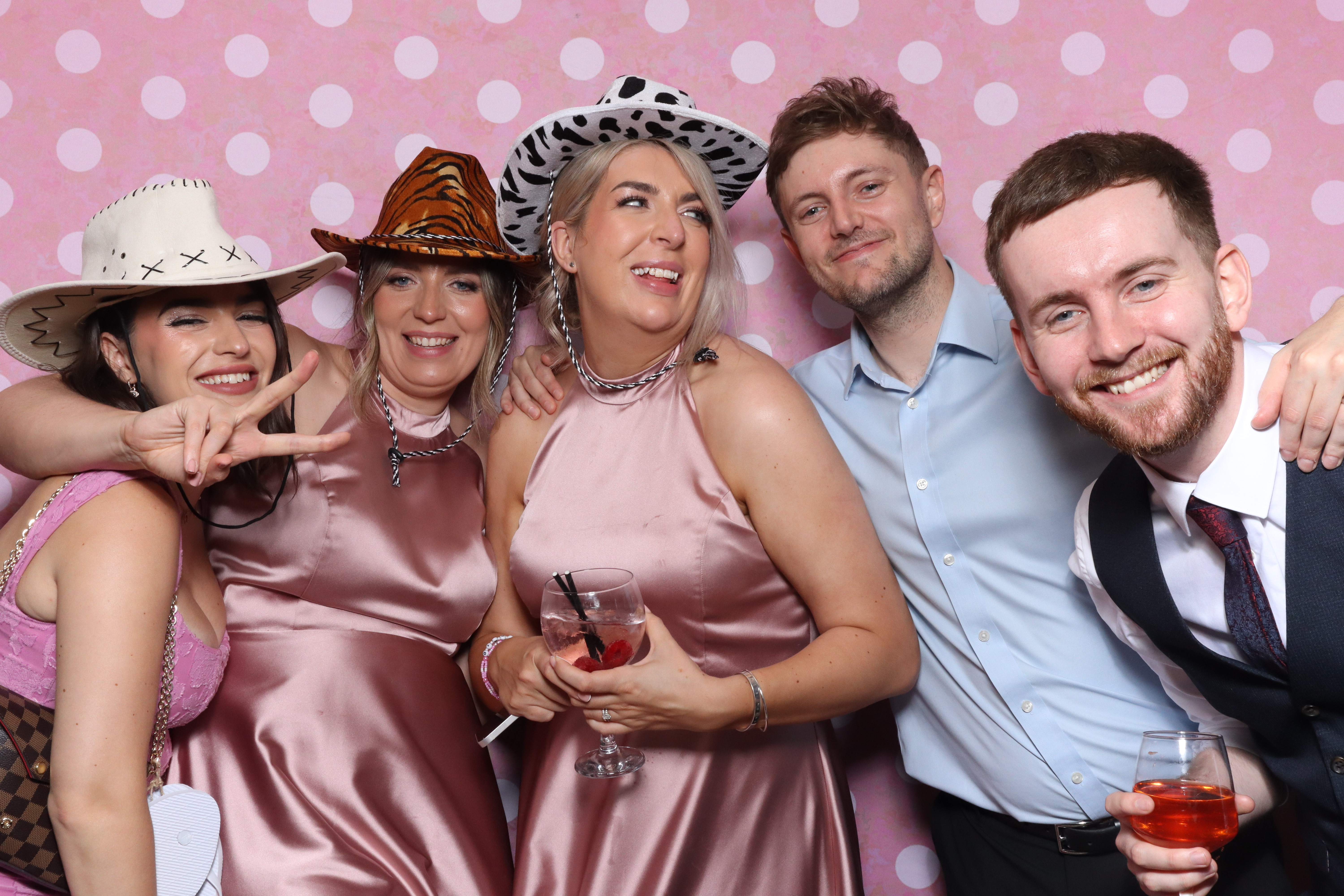 Mr & Mrs Cooper  | View more photos from the event at gallery.magicimages.uk/u/MagicImages/Mr-Mrs-Cooper