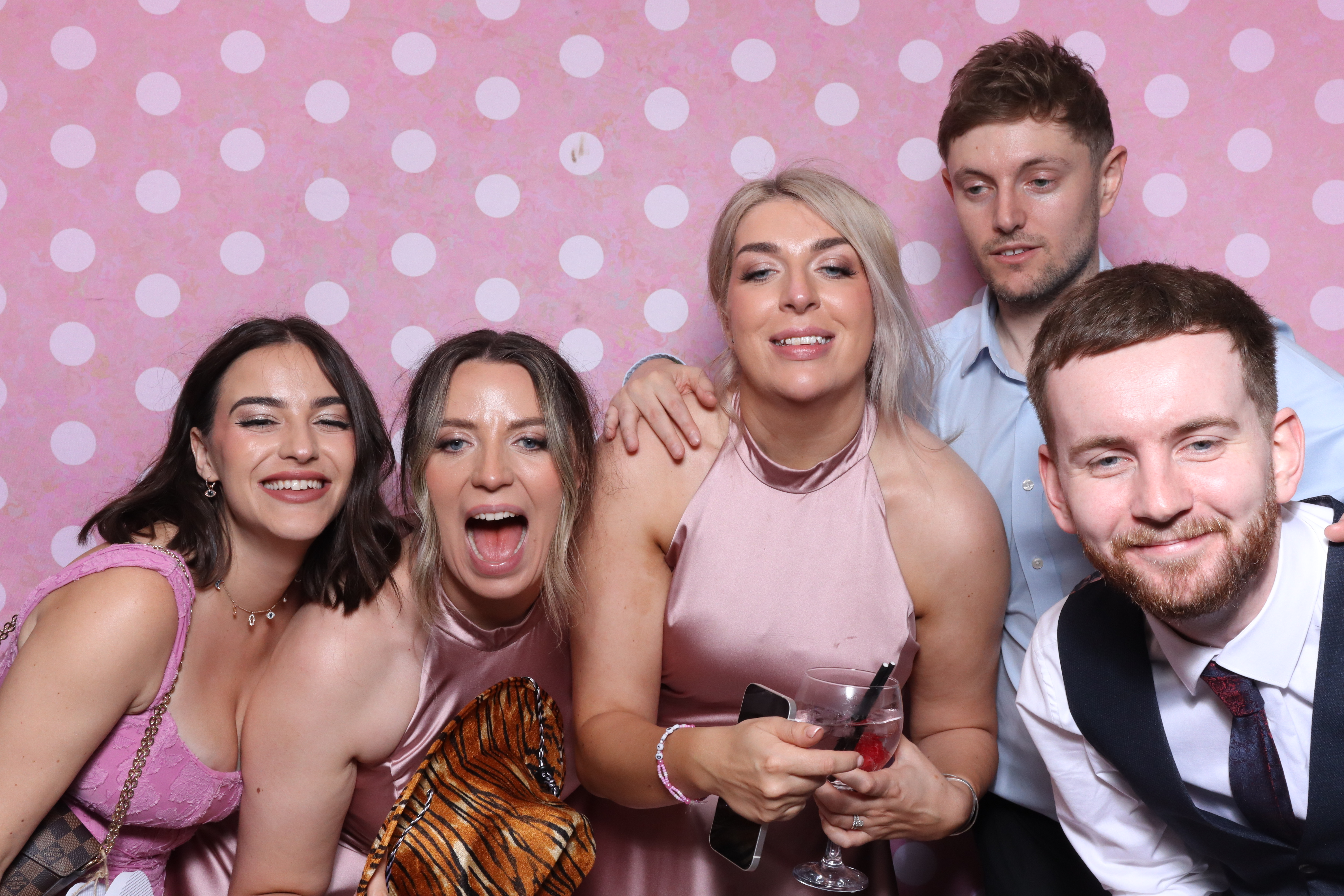 Mr & Mrs Cooper  | View more photos from the event at gallery.magicimages.uk/u/MagicImages/Mr-Mrs-Cooper