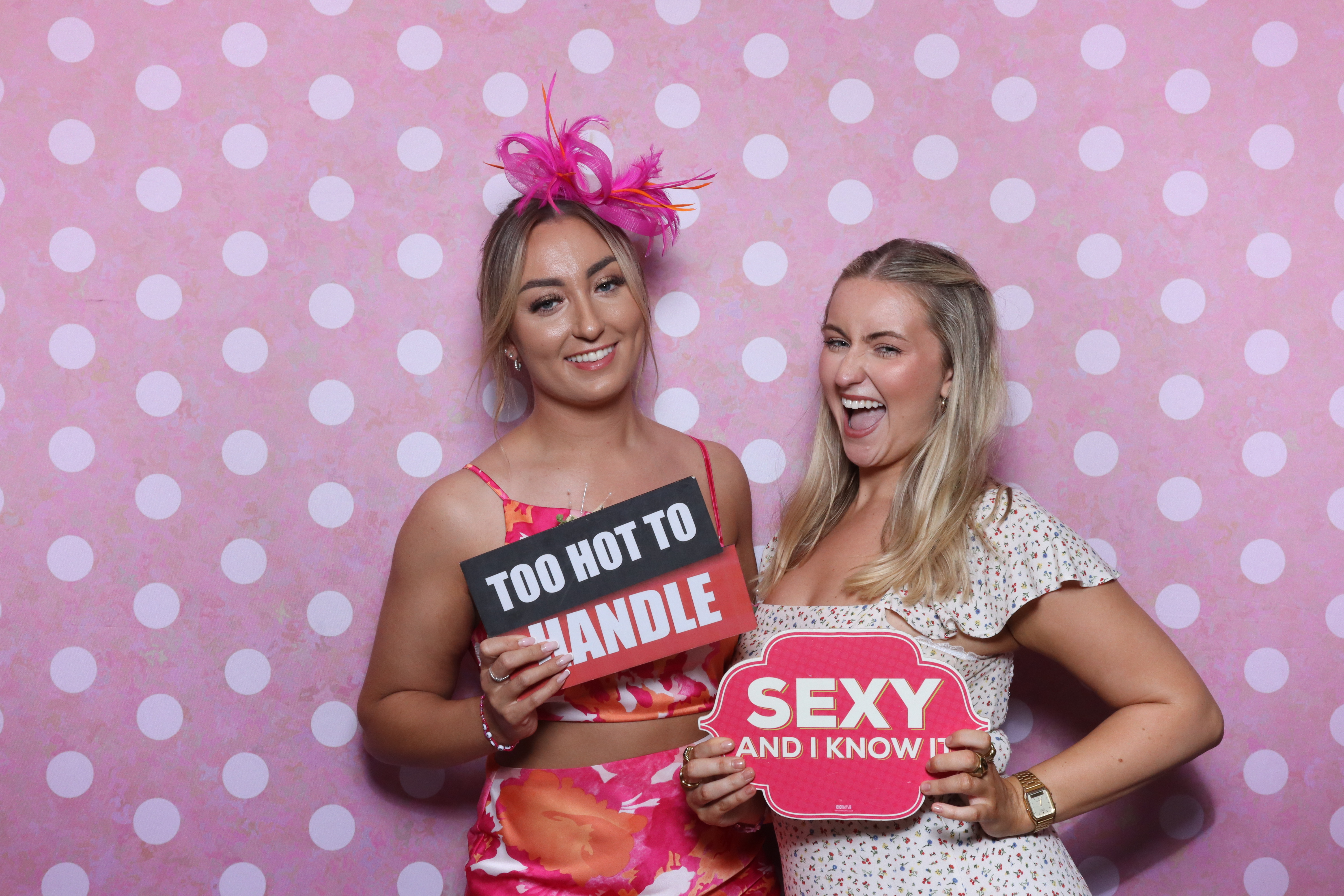 Mr & Mrs Cooper  | View more photos from the event at gallery.magicimages.uk/u/MagicImages/Mr-Mrs-Cooper