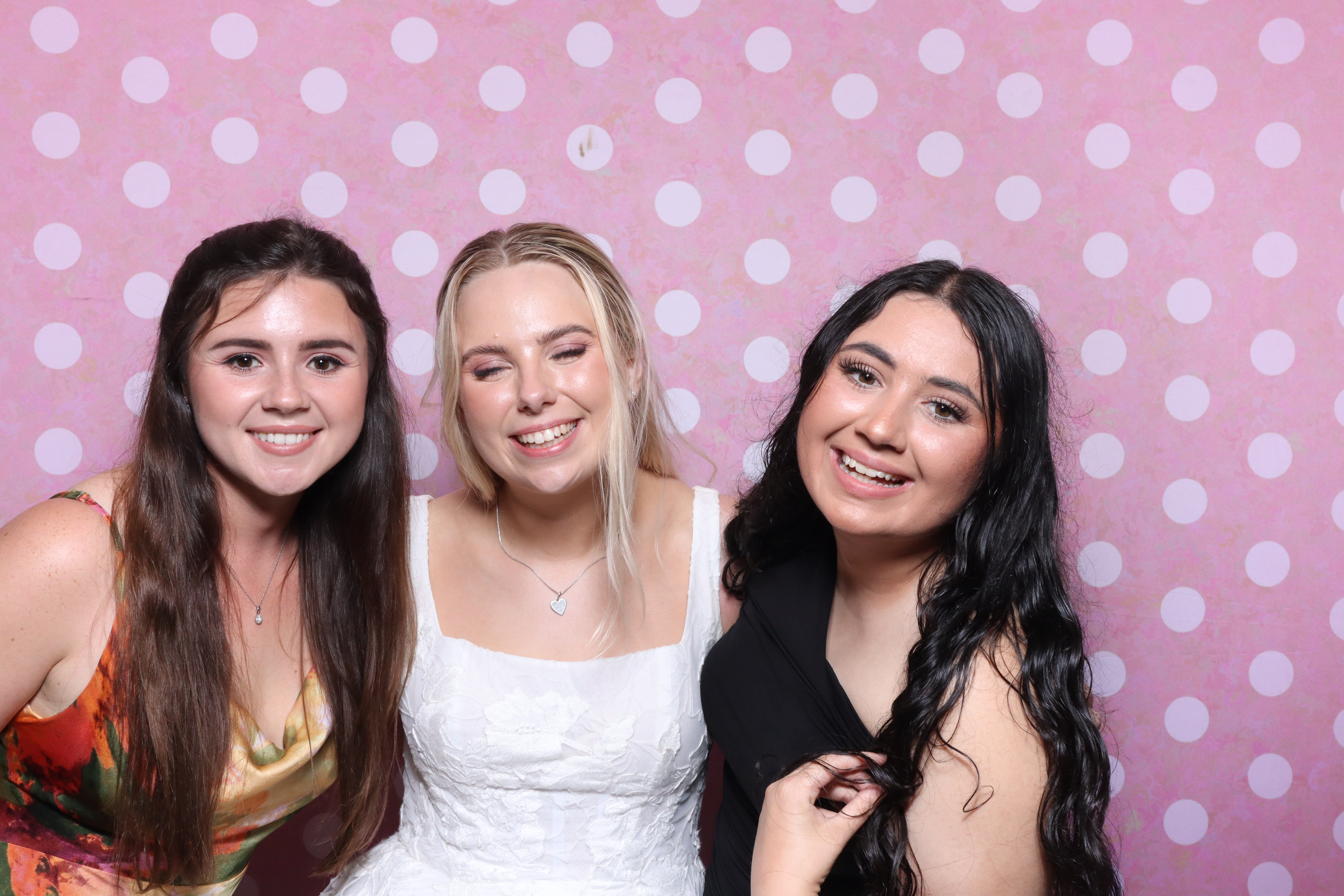 Mr & Mrs Cooper  | View more photos from the event at gallery.magicimages.uk/u/MagicImages/Mr-Mrs-Cooper