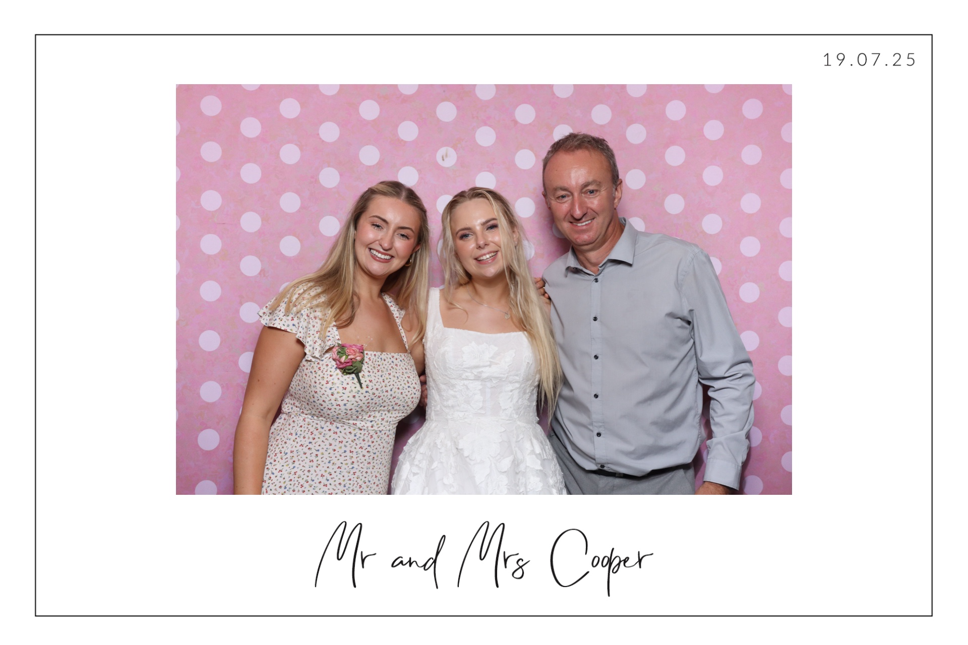 Mr & Mrs Cooper  | View more photos from the event at gallery.magicimages.uk/u/MagicImages/Mr-Mrs-Cooper