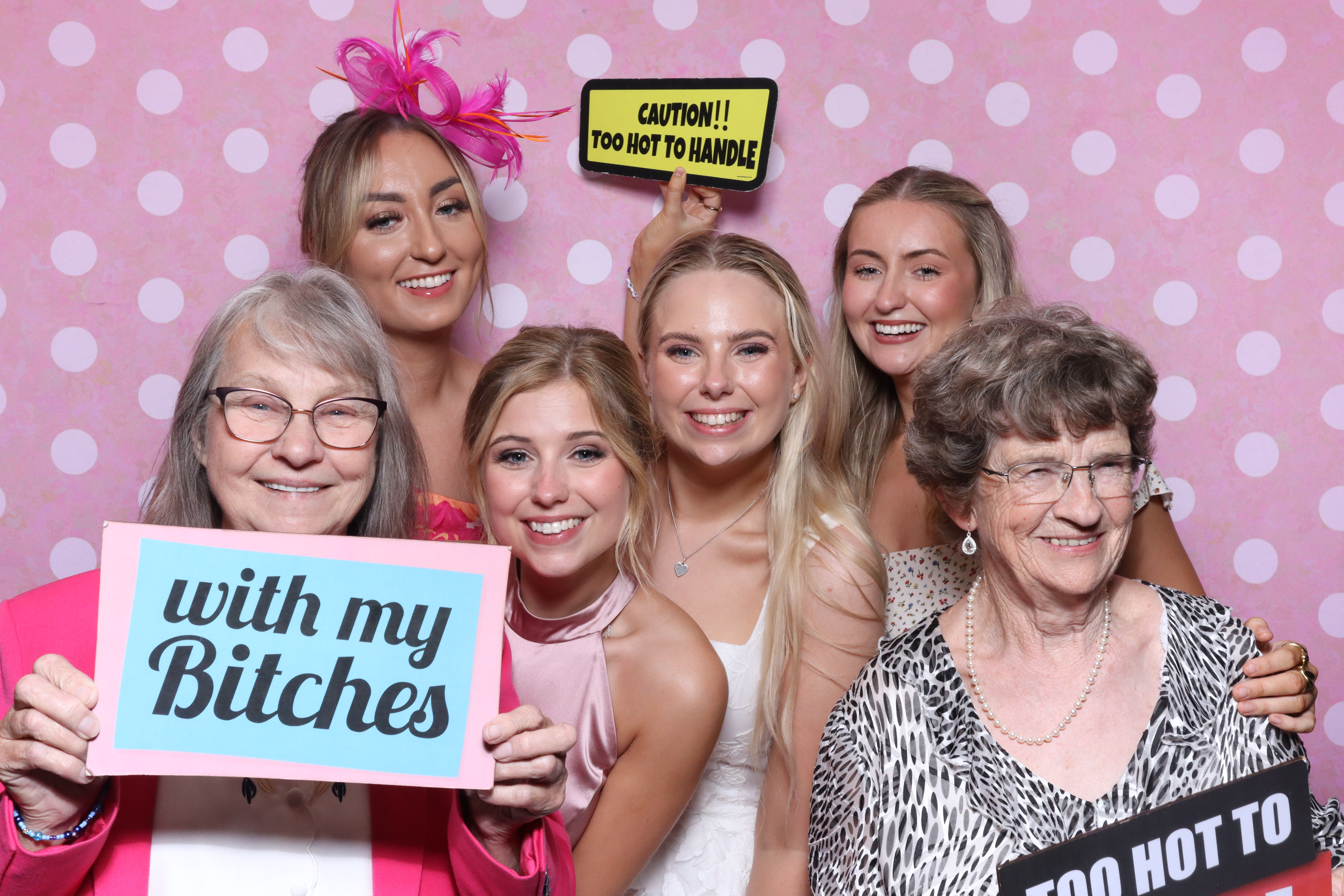 Mr & Mrs Cooper  | View more photos from the event at gallery.magicimages.uk/u/MagicImages/Mr-Mrs-Cooper