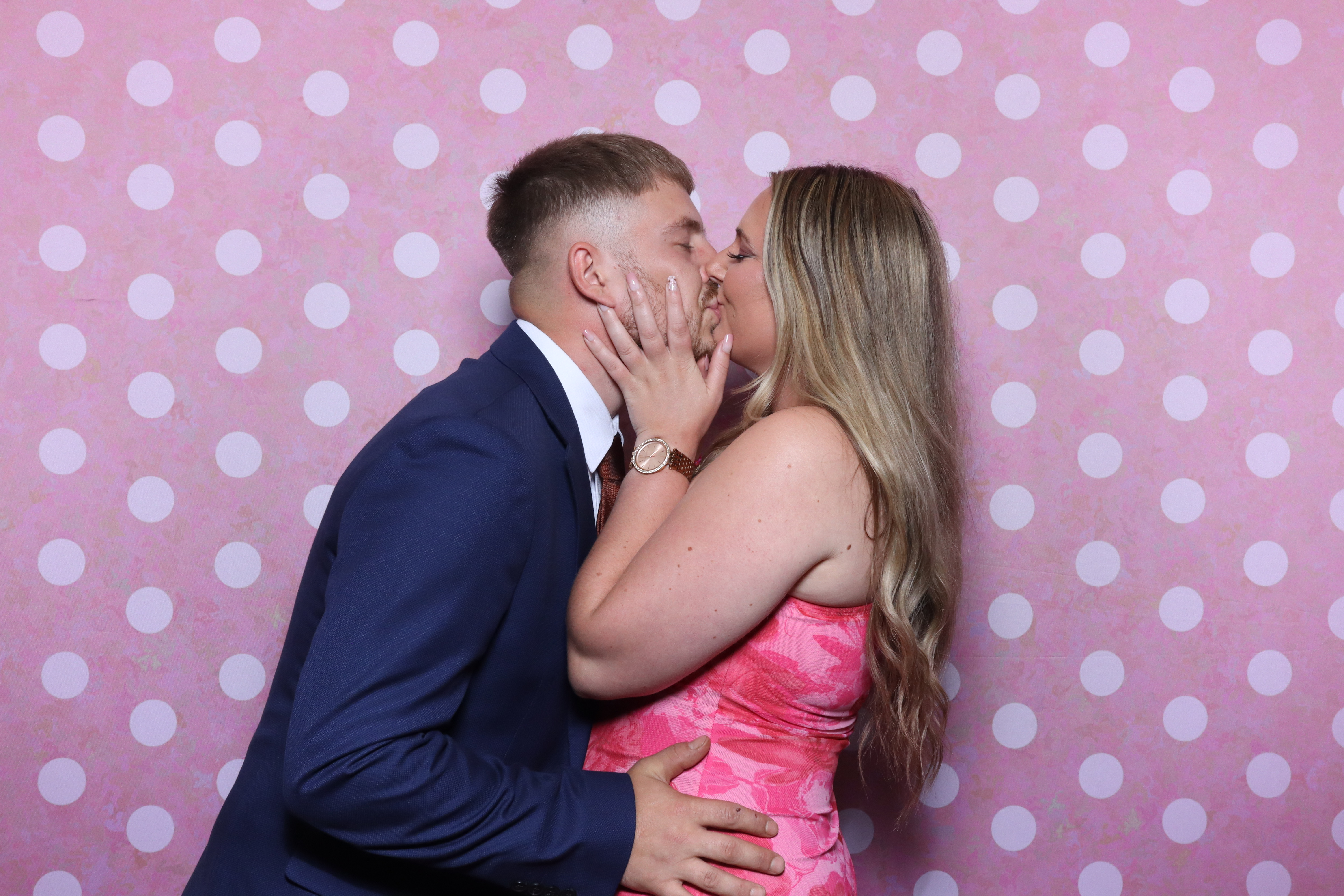 Mr & Mrs Cooper  | View more photos from the event at gallery.magicimages.uk/u/MagicImages/Mr-Mrs-Cooper