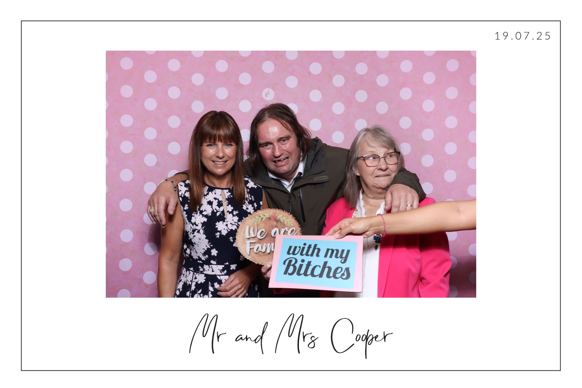 Mr & Mrs Cooper  | View more photos from the event at gallery.magicimages.uk/u/MagicImages/Mr-Mrs-Cooper