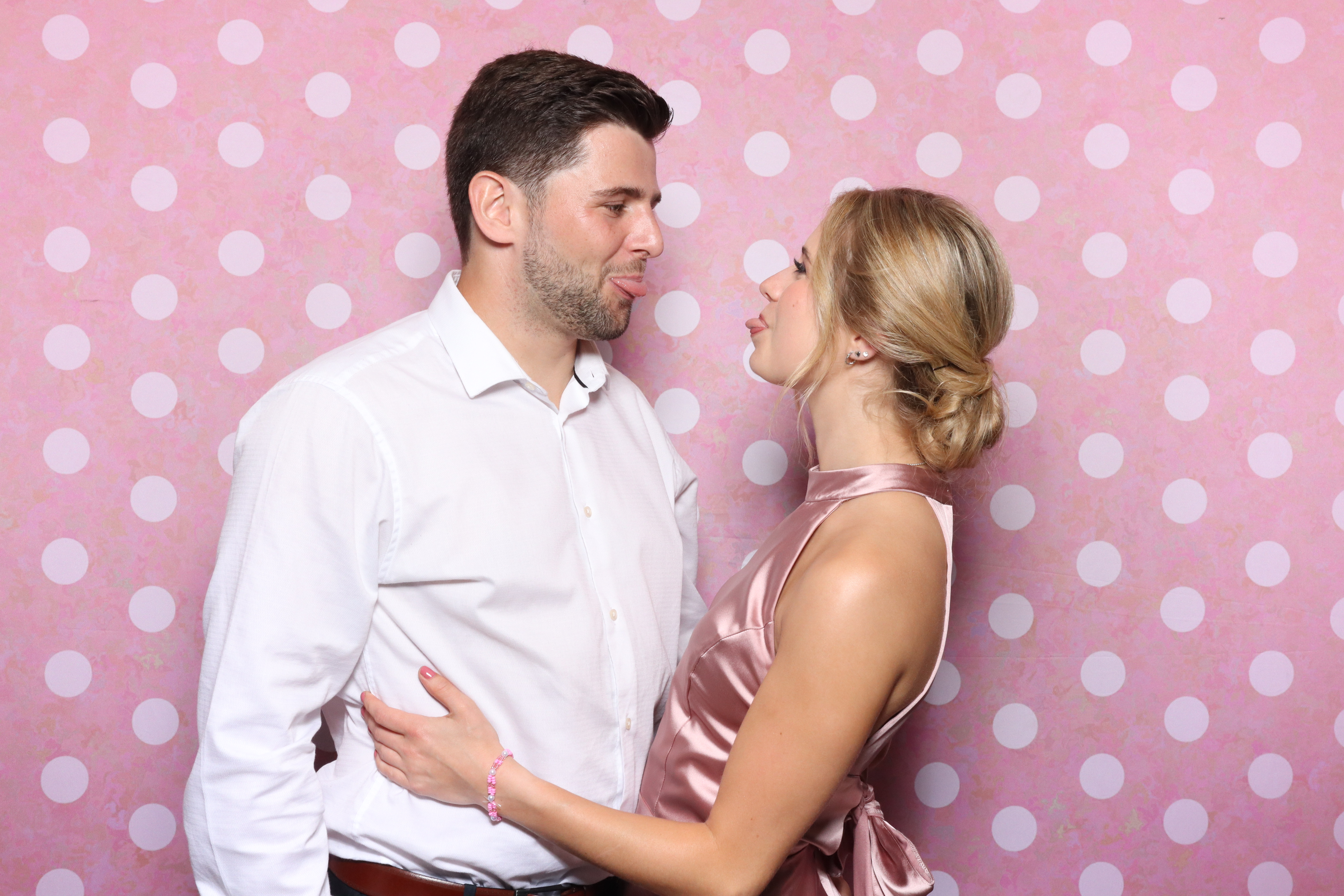 Mr & Mrs Cooper  | View more photos from the event at gallery.magicimages.uk/u/MagicImages/Mr-Mrs-Cooper