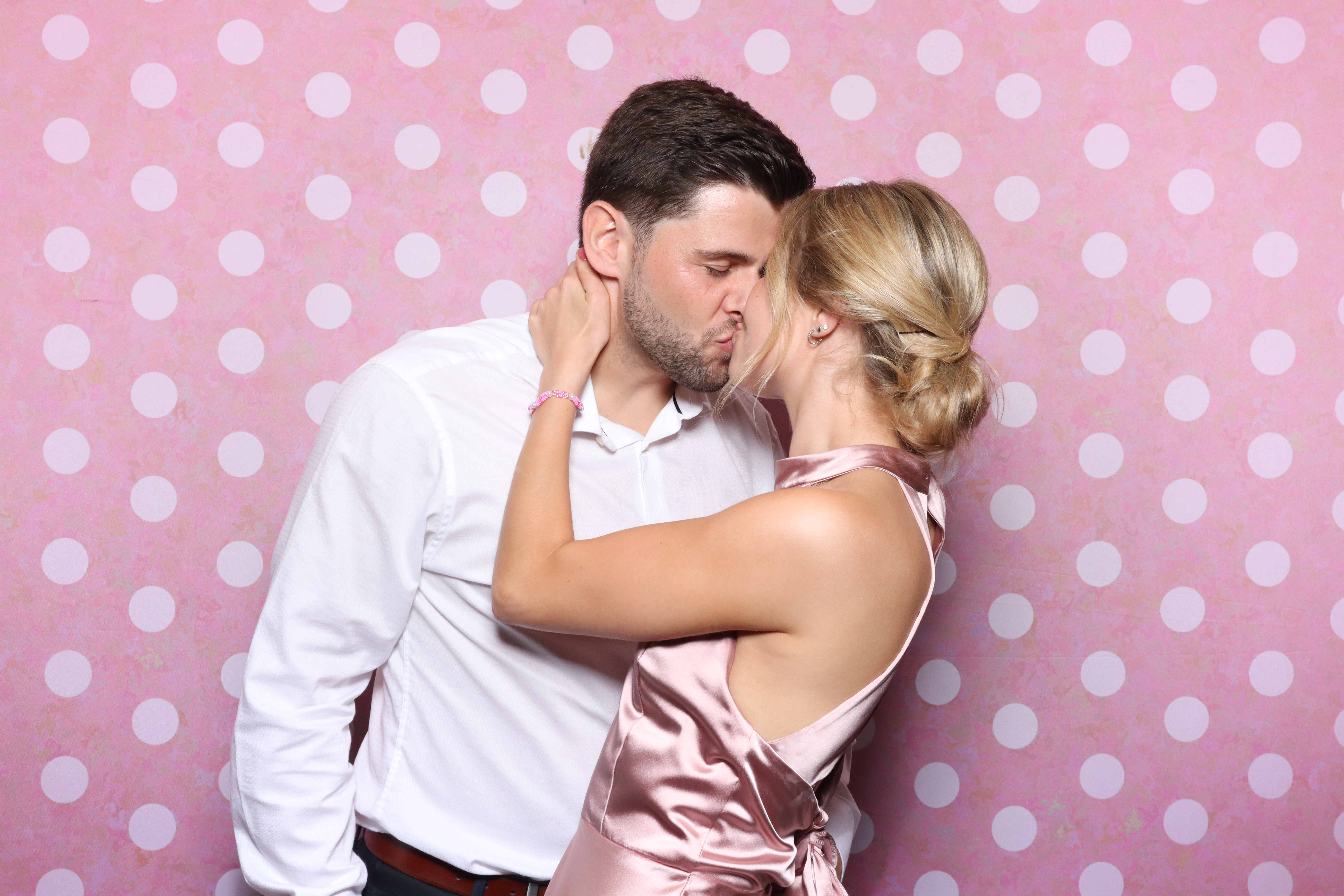 Mr & Mrs Cooper  | View more photos from the event at gallery.magicimages.uk/u/MagicImages/Mr-Mrs-Cooper