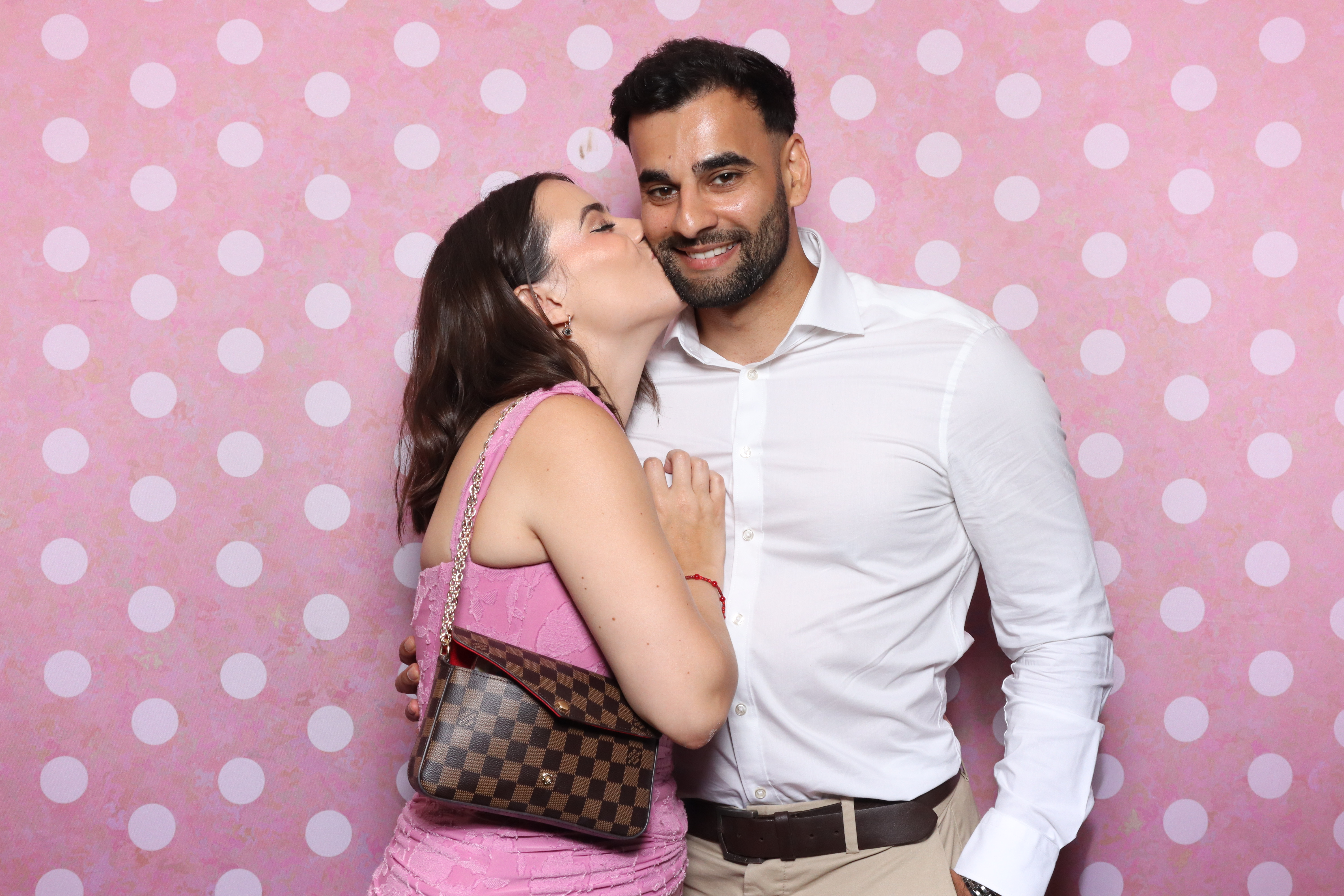 Mr & Mrs Cooper  | View more photos from the event at gallery.magicimages.uk/u/MagicImages/Mr-Mrs-Cooper