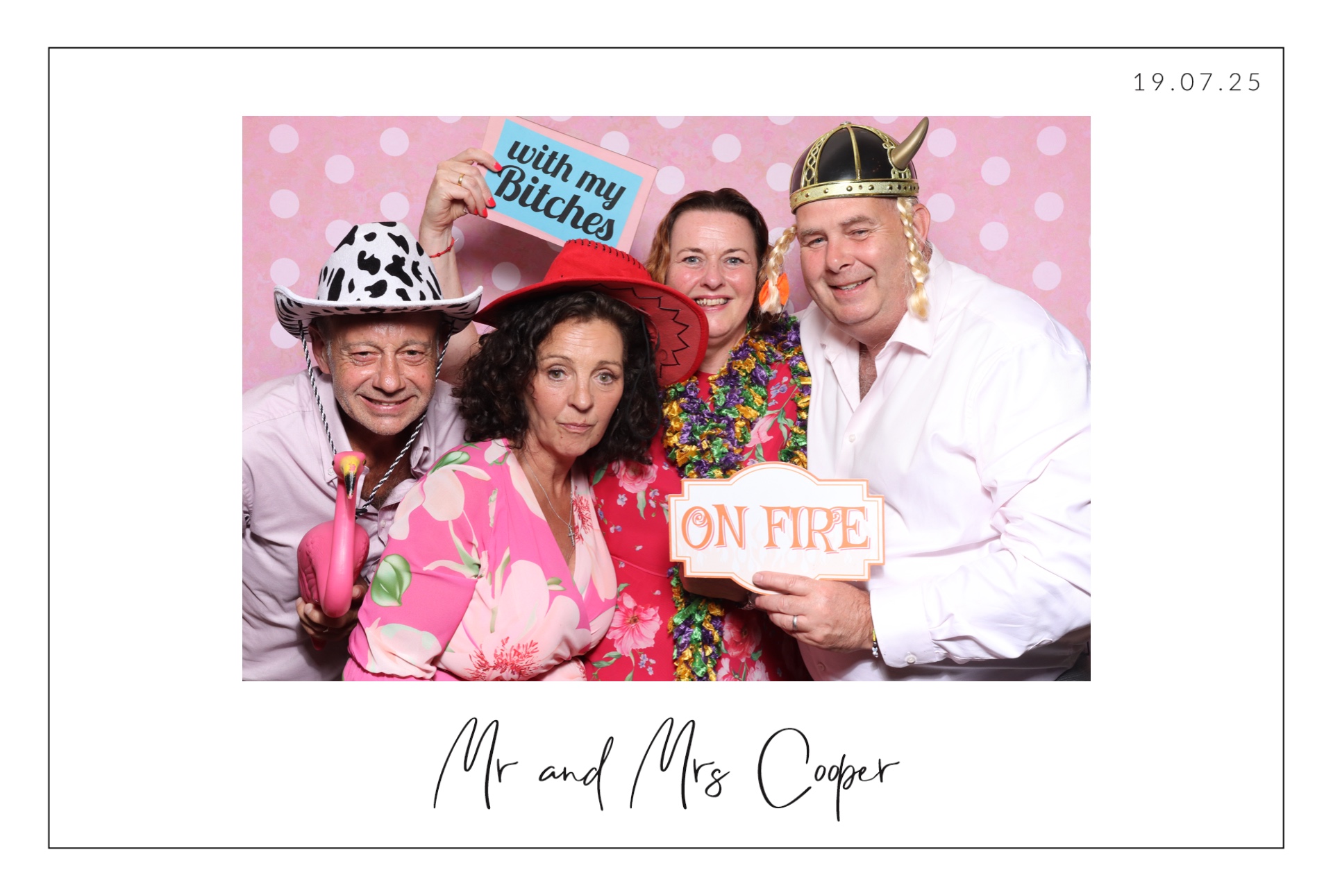 Mr & Mrs Cooper  | View more photos from the event at gallery.magicimages.uk/u/MagicImages/Mr-Mrs-Cooper