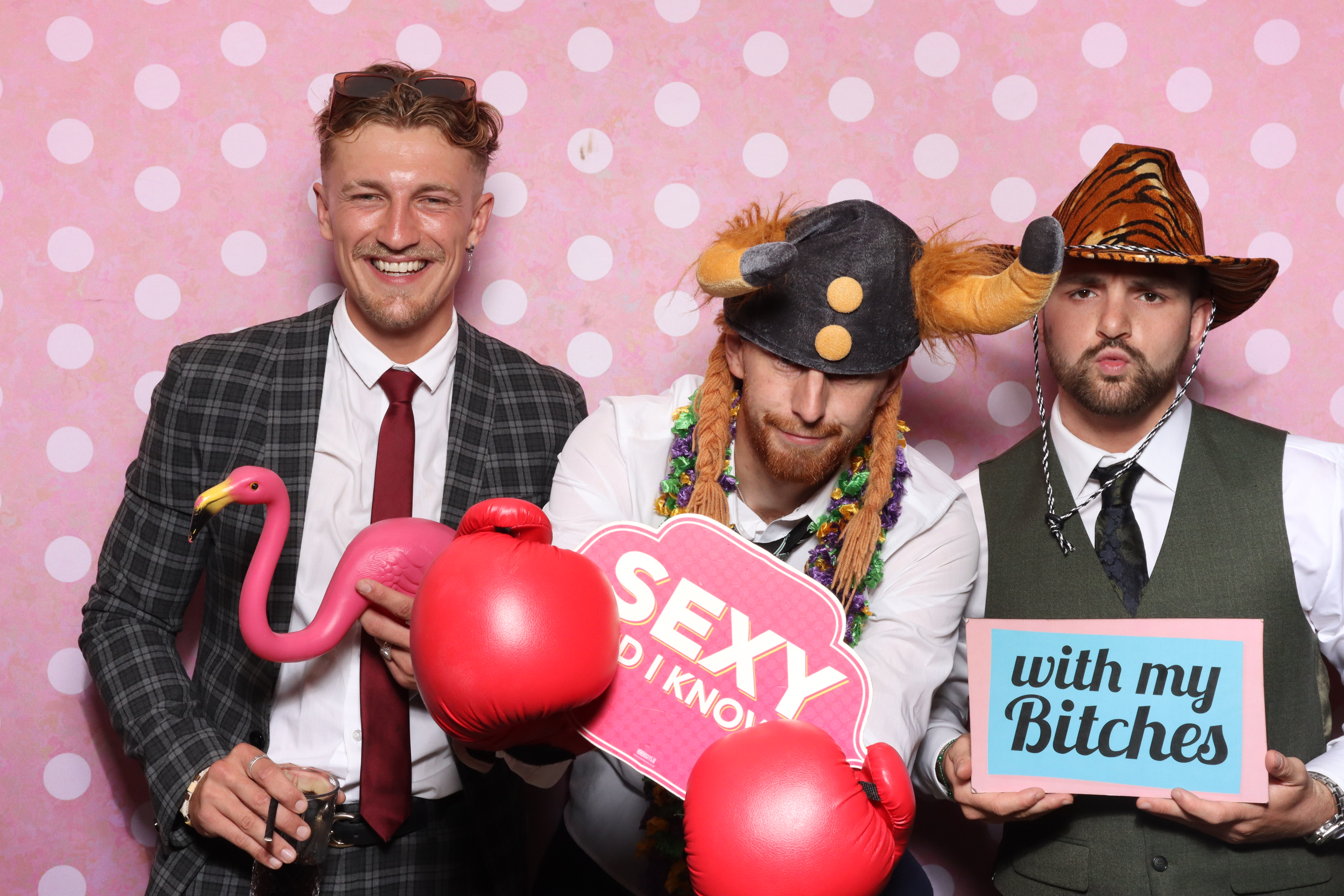 Mr & Mrs Cooper  | View more photos from the event at gallery.magicimages.uk/u/MagicImages/Mr-Mrs-Cooper