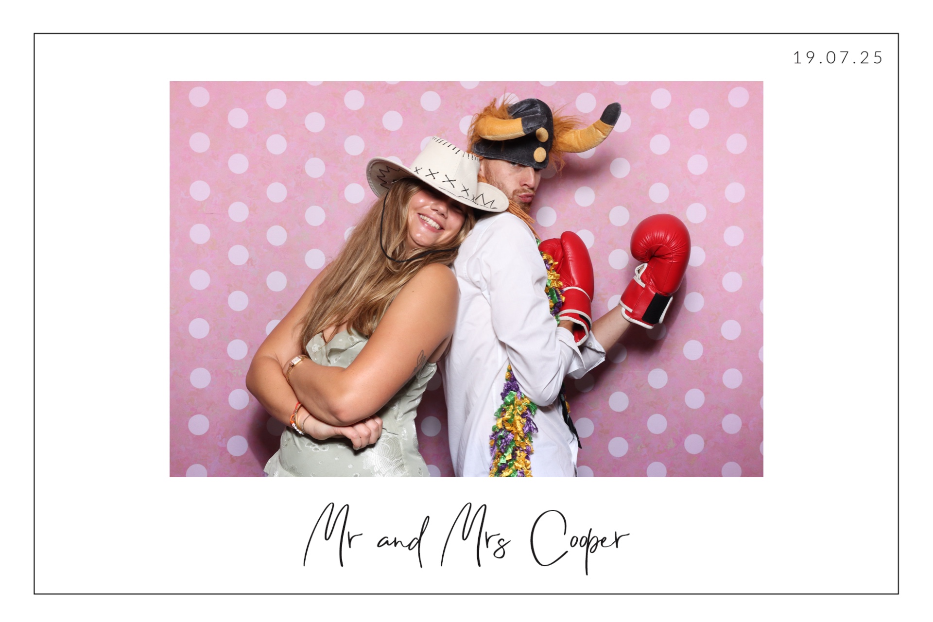 Mr & Mrs Cooper  | View more photos from the event at gallery.magicimages.uk/u/MagicImages/Mr-Mrs-Cooper