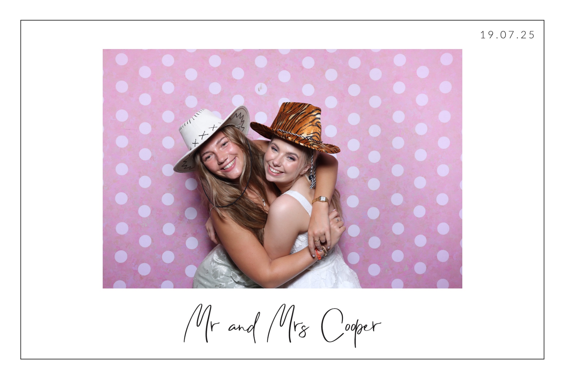 Mr & Mrs Cooper  | View more photos from the event at gallery.magicimages.uk/u/MagicImages/Mr-Mrs-Cooper