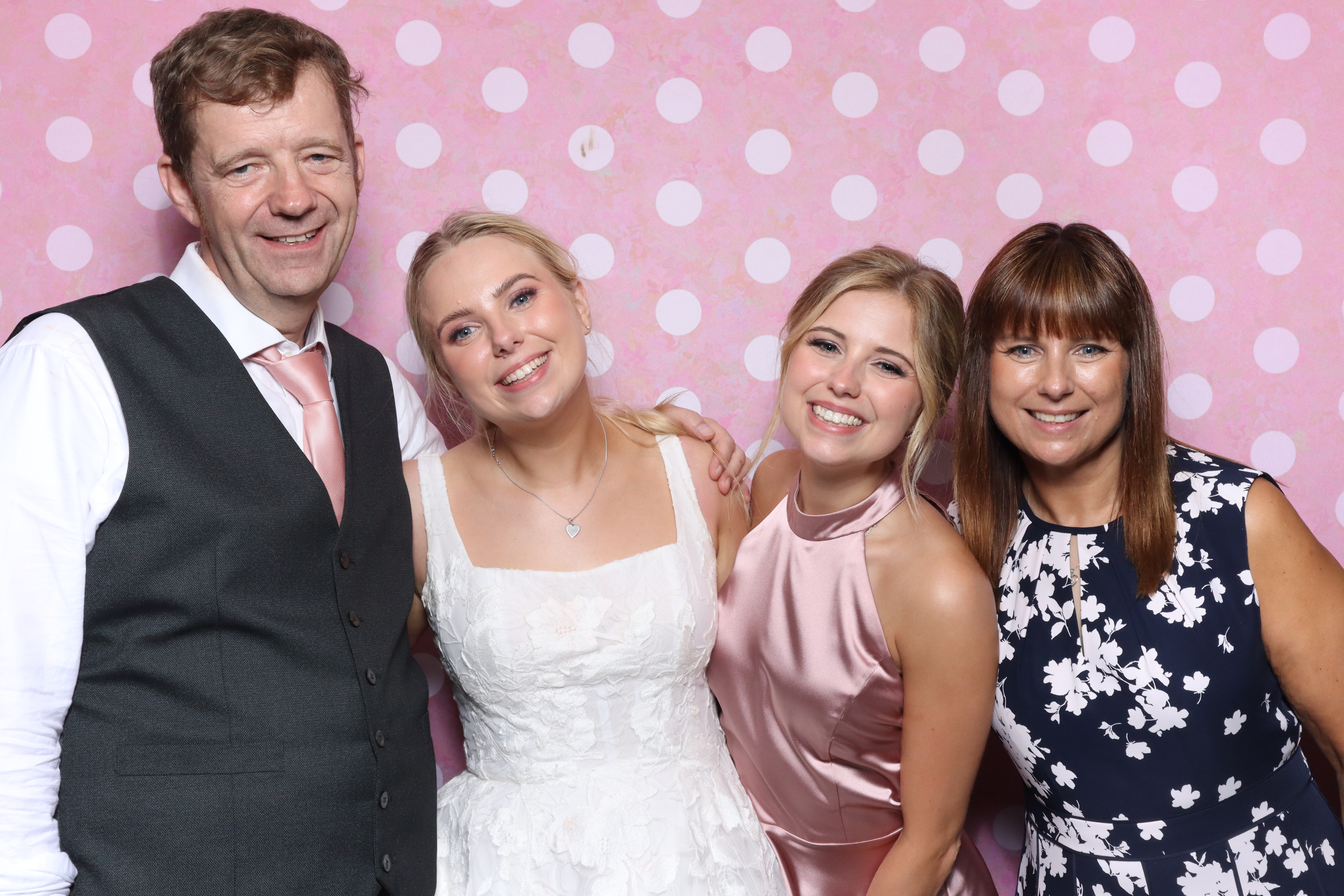 Mr & Mrs Cooper  | View more photos from the event at gallery.magicimages.uk/u/MagicImages/Mr-Mrs-Cooper