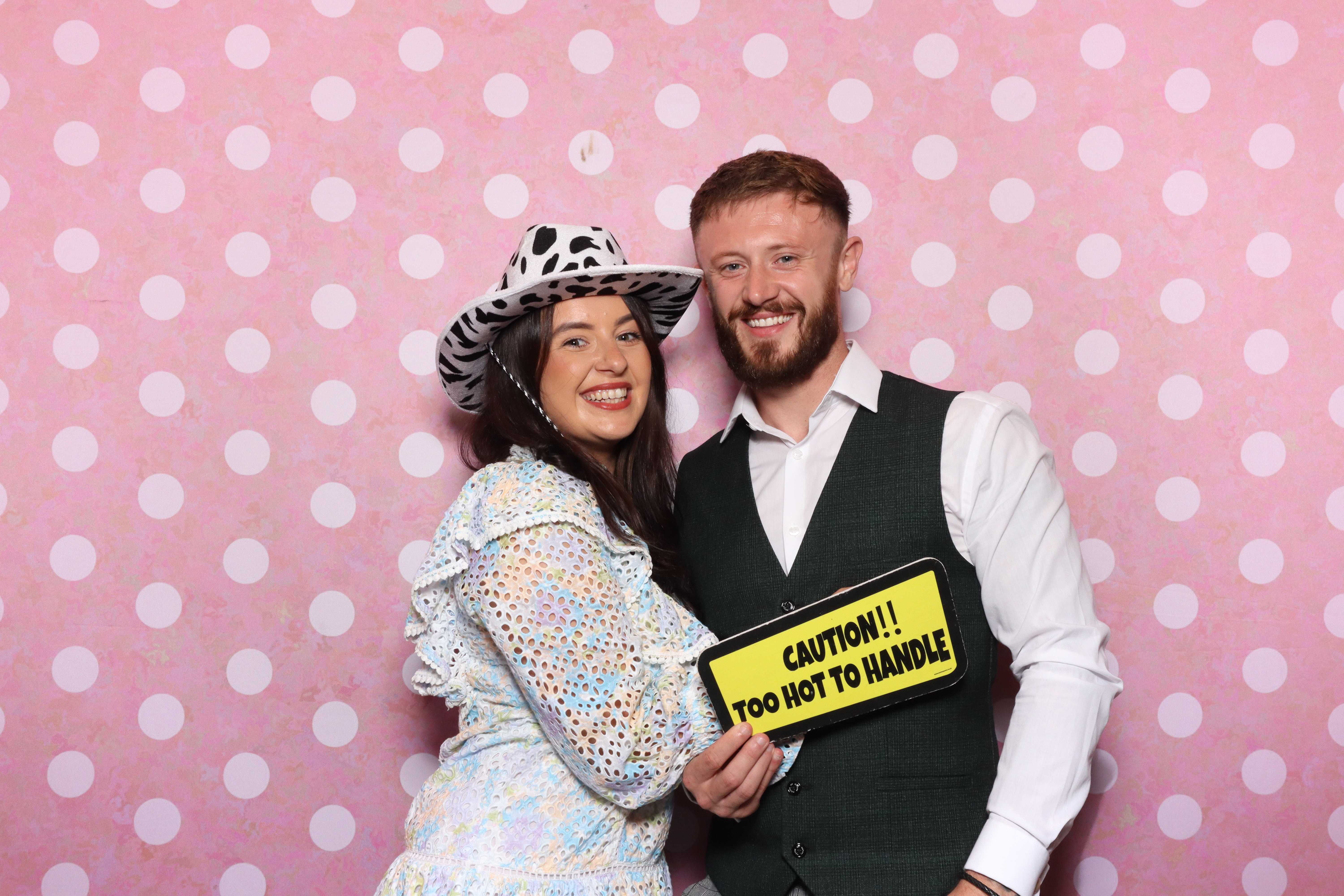 Mr & Mrs Cooper  | View more photos from the event at gallery.magicimages.uk/u/MagicImages/Mr-Mrs-Cooper