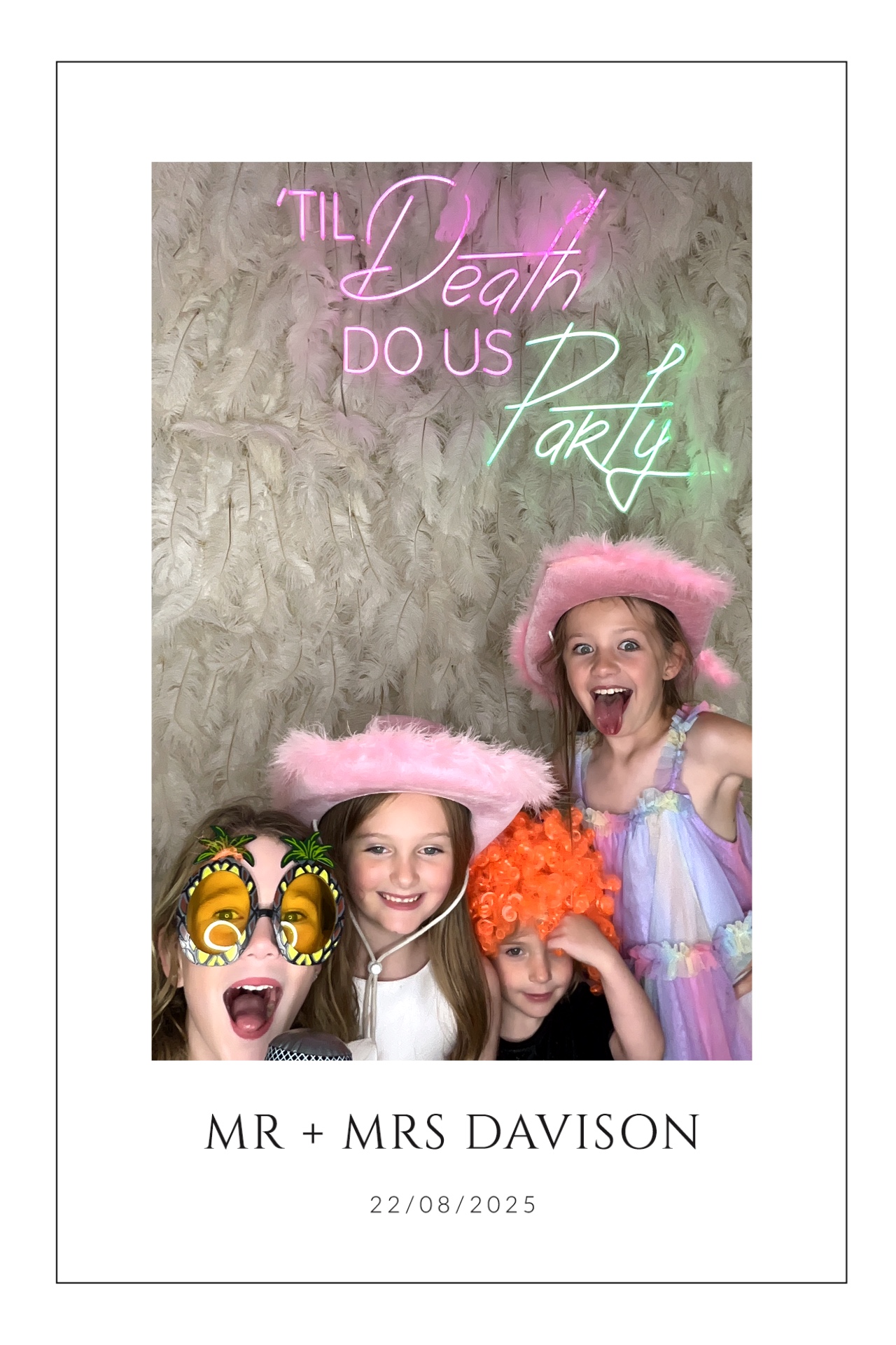 Mr & Mrs Davison  | View more photos from the event at gallery.magicimages.uk/u/MagicImages/Mr-Mrs-Davison-0