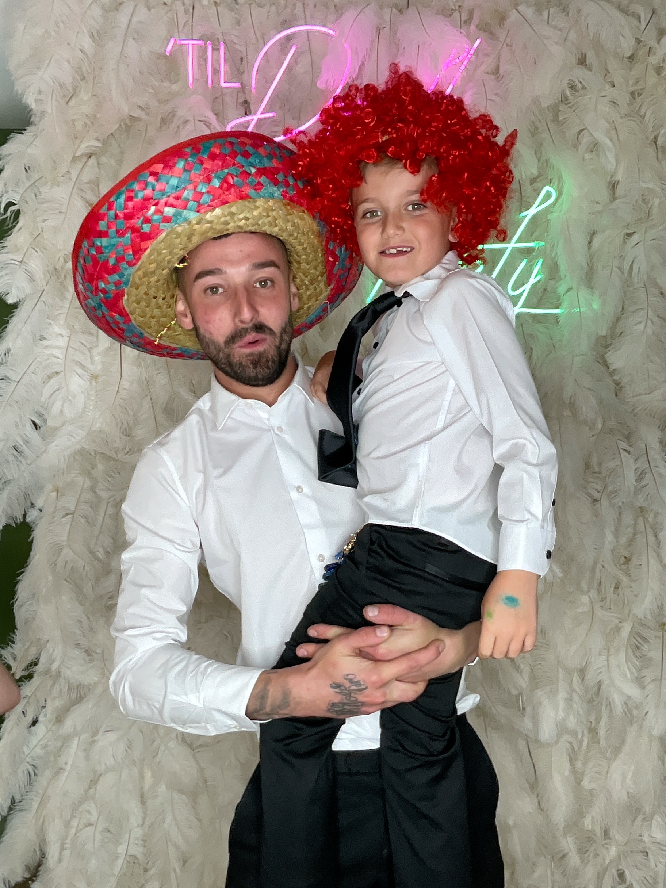 Mr & Mrs Davison  | View more photos from the event at gallery.magicimages.uk/u/MagicImages/Mr-Mrs-Davison-0