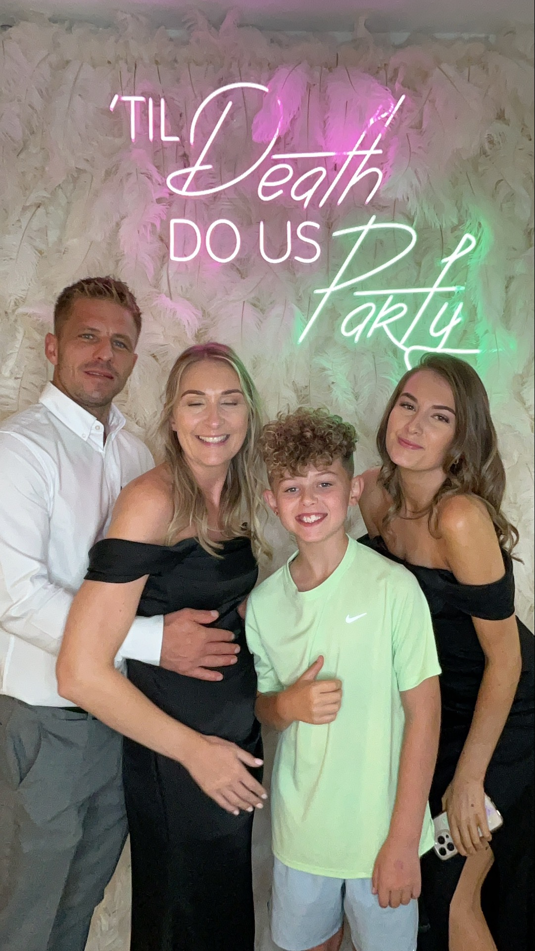 Mr & Mrs Davison  | View more photos from the event at gallery.magicimages.uk/u/MagicImages/Mr-Mrs-Davison-0