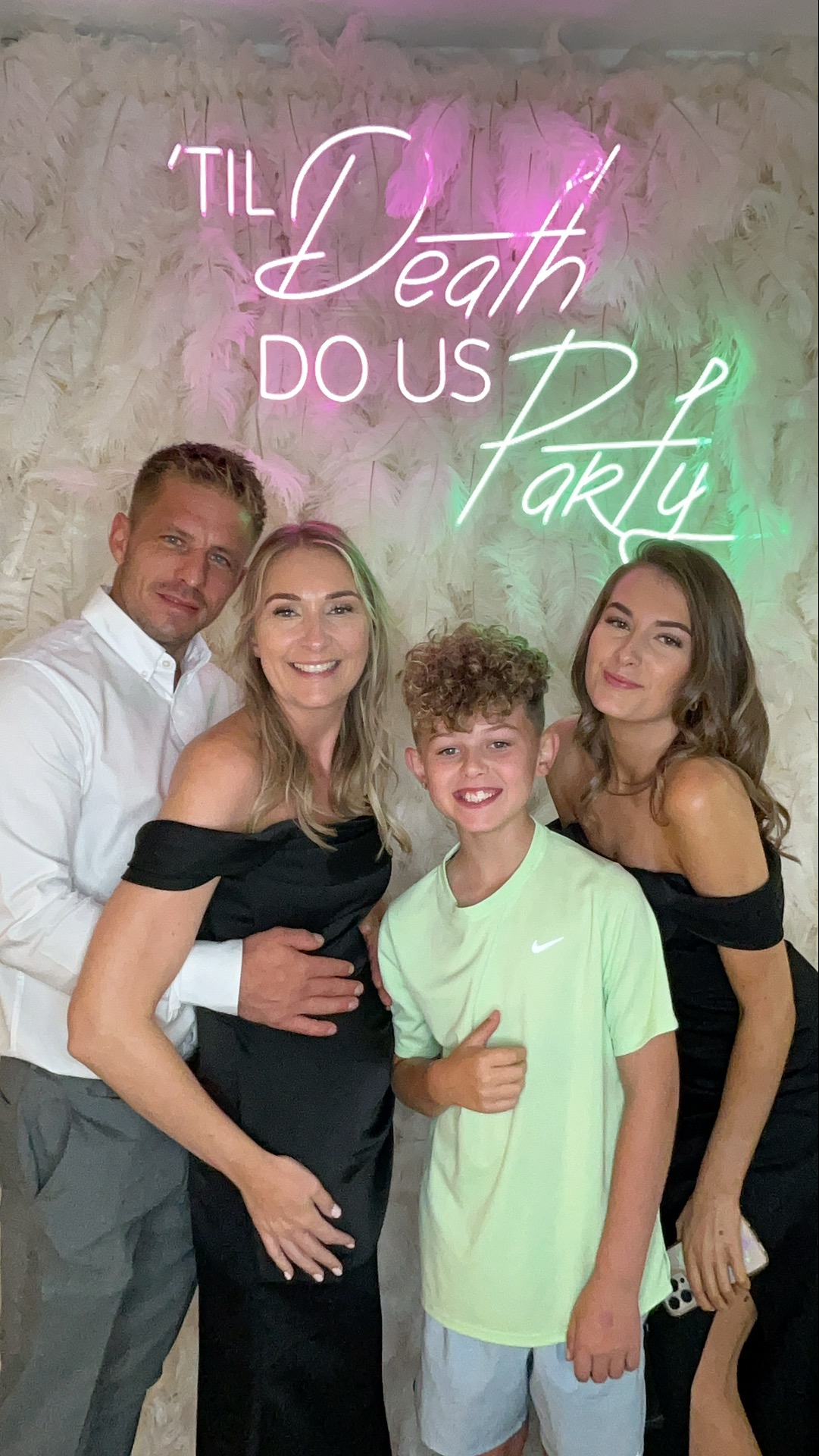 Mr & Mrs Davison  | View more photos from the event at gallery.magicimages.uk/u/MagicImages/Mr-Mrs-Davison-0