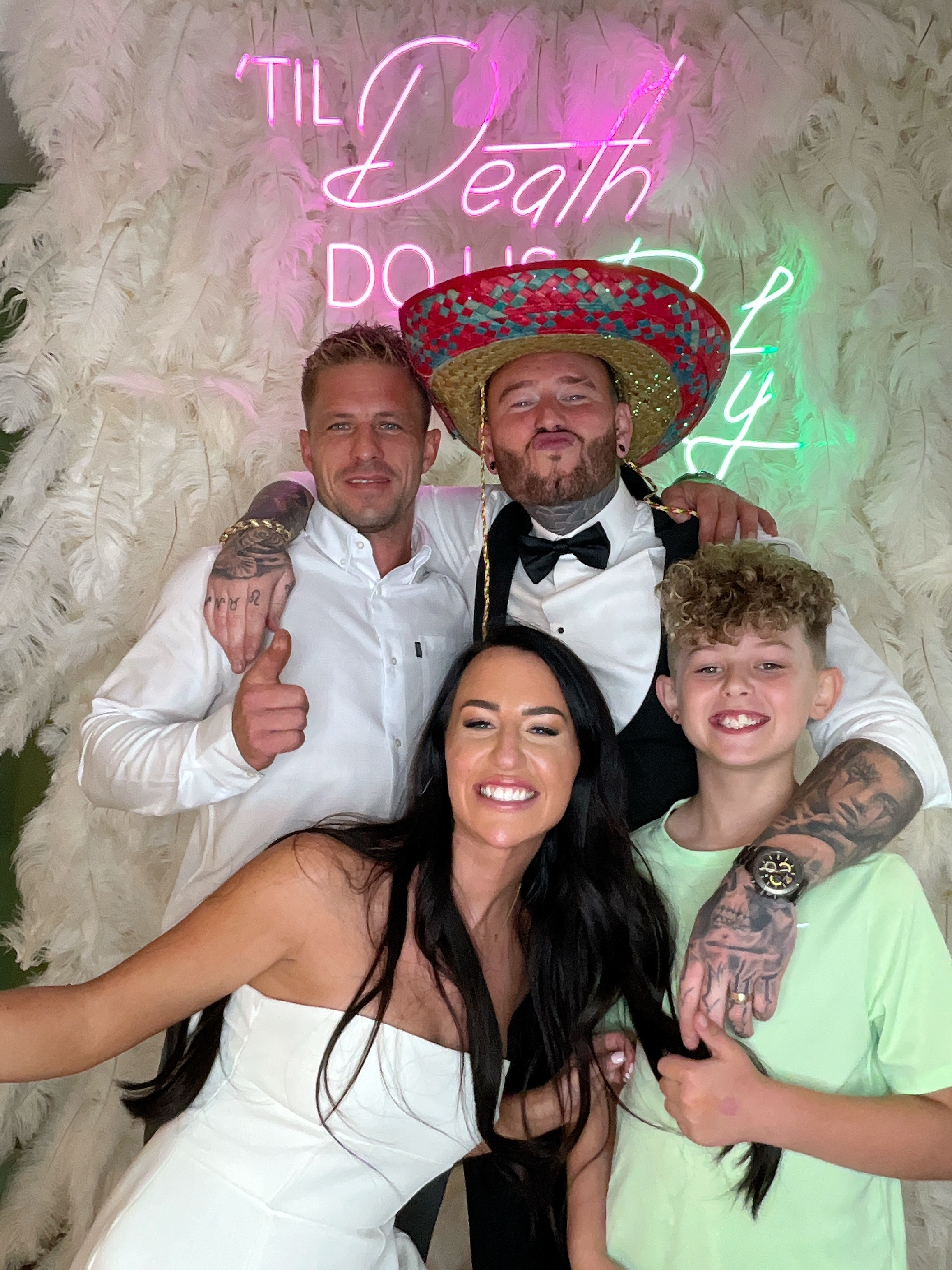 Mr & Mrs Davison  | View more photos from the event at gallery.magicimages.uk/u/MagicImages/Mr-Mrs-Davison-0