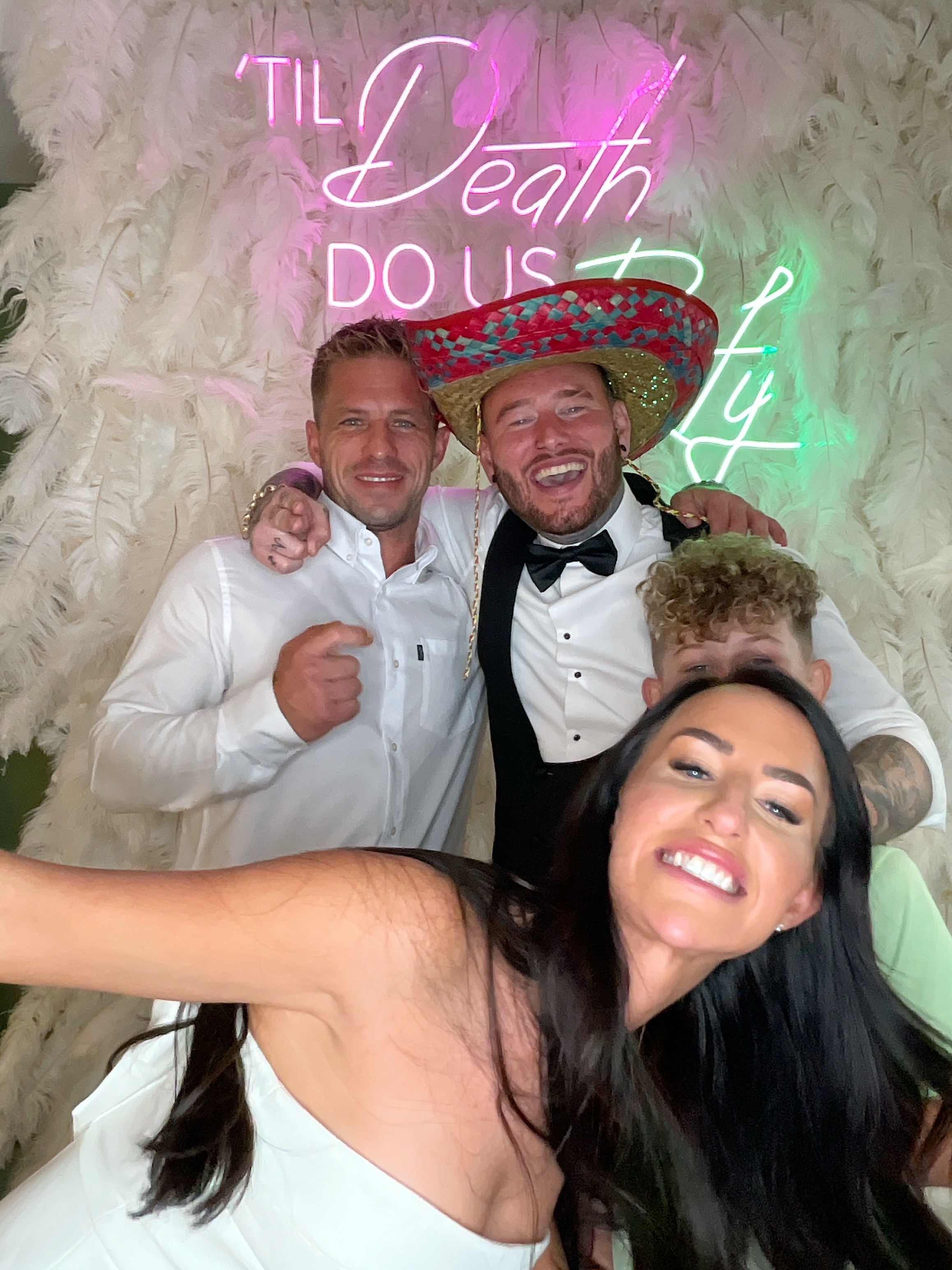 Mr & Mrs Davison  | View more photos from the event at gallery.magicimages.uk/u/MagicImages/Mr-Mrs-Davison-0