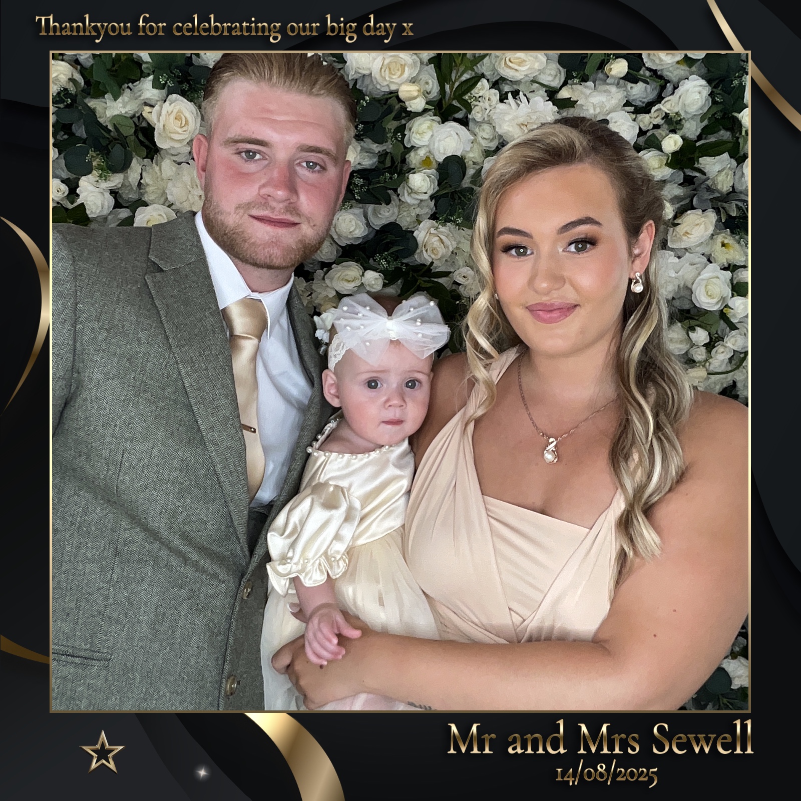 Mr & Mrs Sewell photo booth images  | View more photos from the event at gallery.magicimages.uk/u/MagicImages/Mr-Mrs-Sewell-photo-booth-images