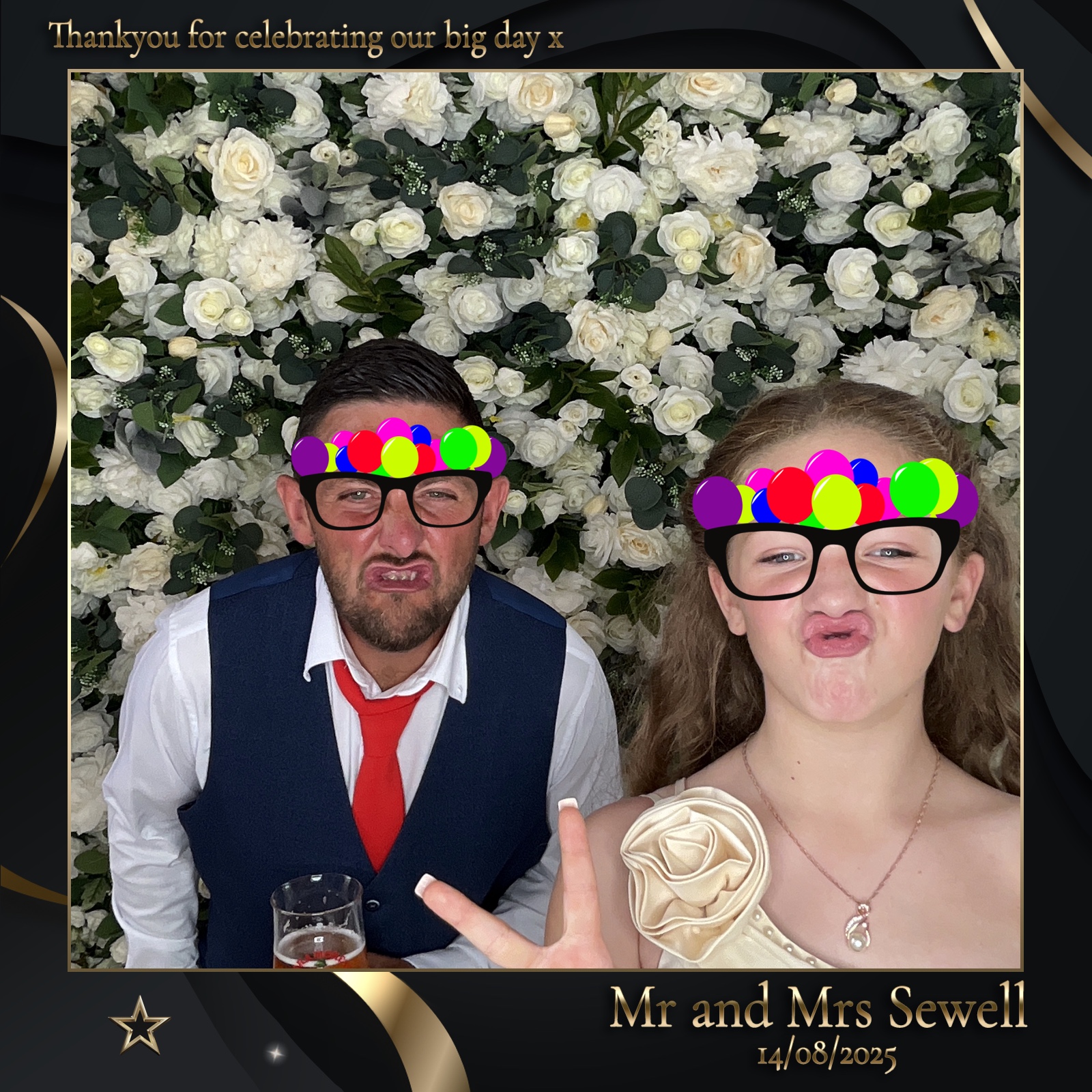 Mr & Mrs Sewell photo booth images  | View more photos from the event at gallery.magicimages.uk/u/MagicImages/Mr-Mrs-Sewell-photo-booth-images