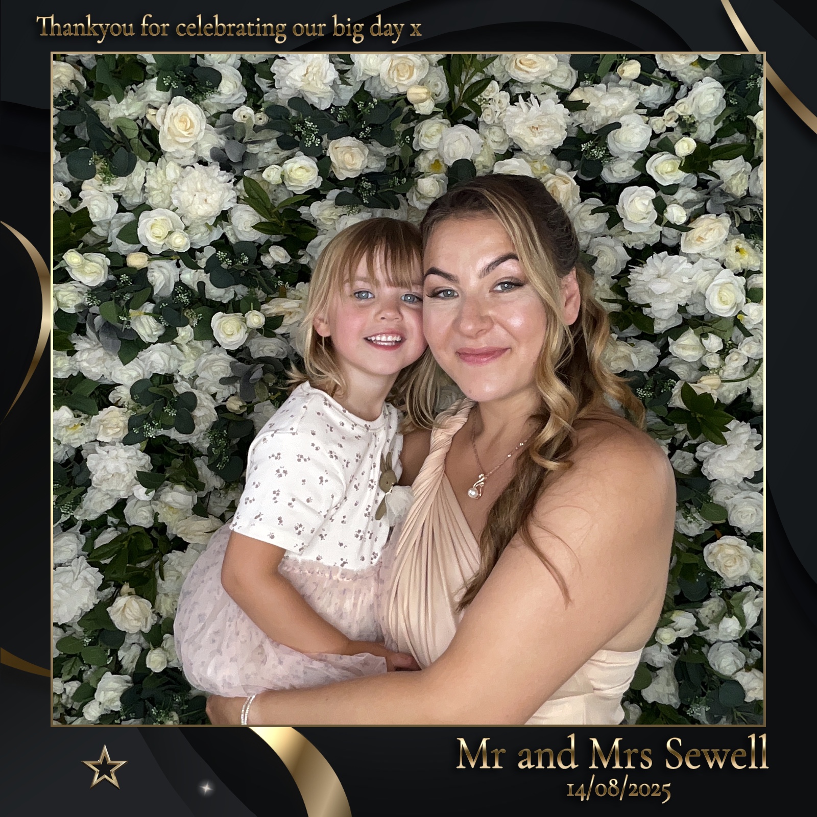 Mr & Mrs Sewell photo booth images  | View more photos from the event at gallery.magicimages.uk/u/MagicImages/Mr-Mrs-Sewell-photo-booth-images