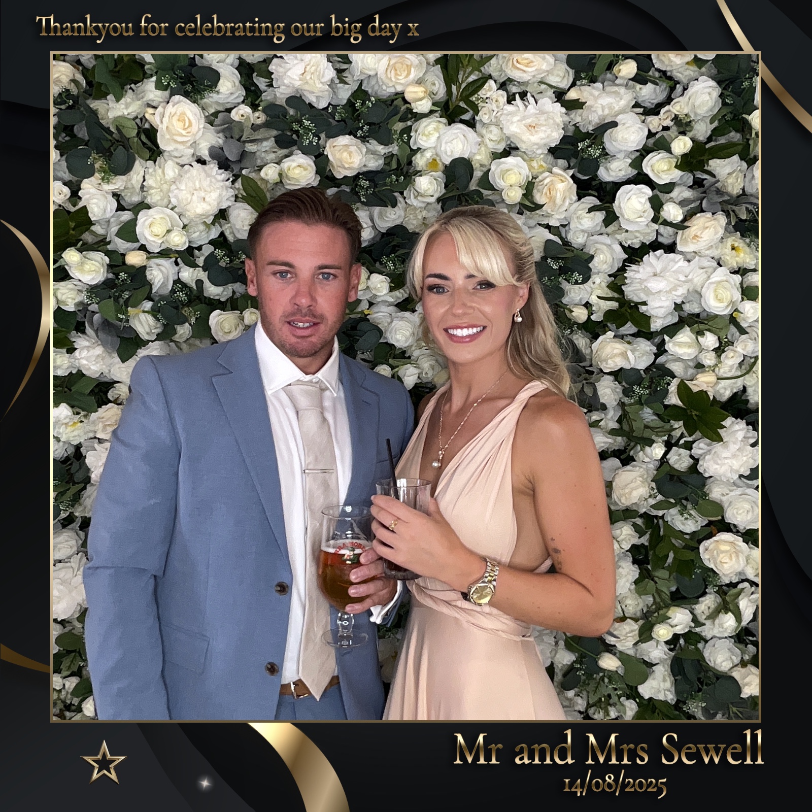 Mr & Mrs Sewell photo booth images  | View more photos from the event at gallery.magicimages.uk/u/MagicImages/Mr-Mrs-Sewell-photo-booth-images