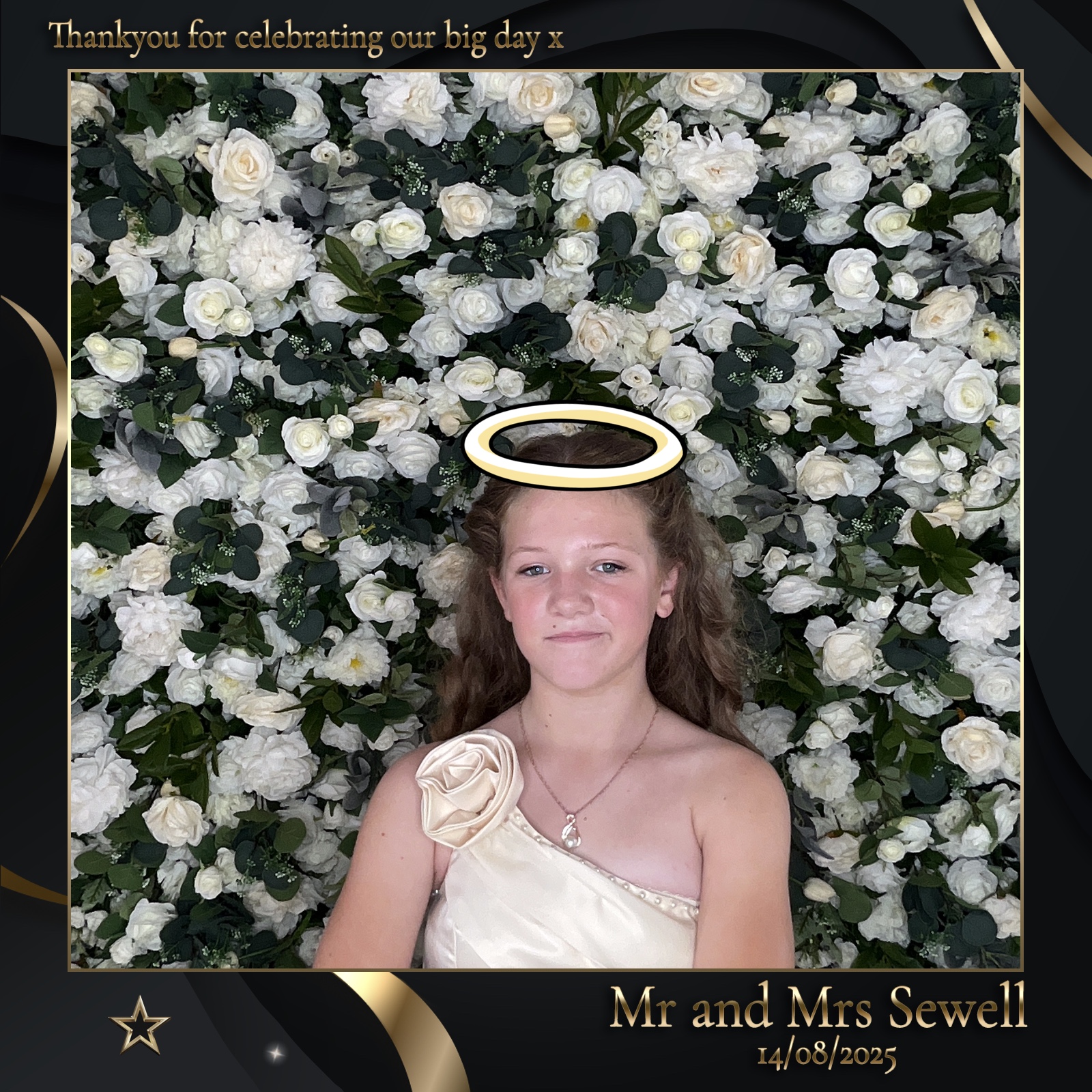 Mr & Mrs Sewell photo booth images  | View more photos from the event at gallery.magicimages.uk/u/MagicImages/Mr-Mrs-Sewell-photo-booth-images