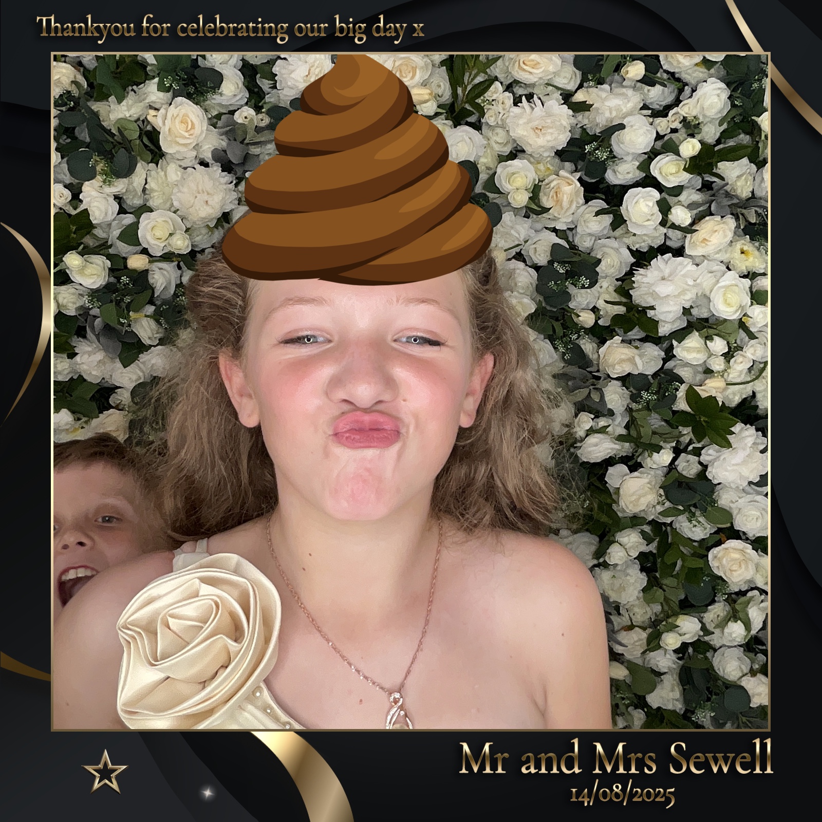 Mr & Mrs Sewell photo booth images  | View more photos from the event at gallery.magicimages.uk/u/MagicImages/Mr-Mrs-Sewell-photo-booth-images