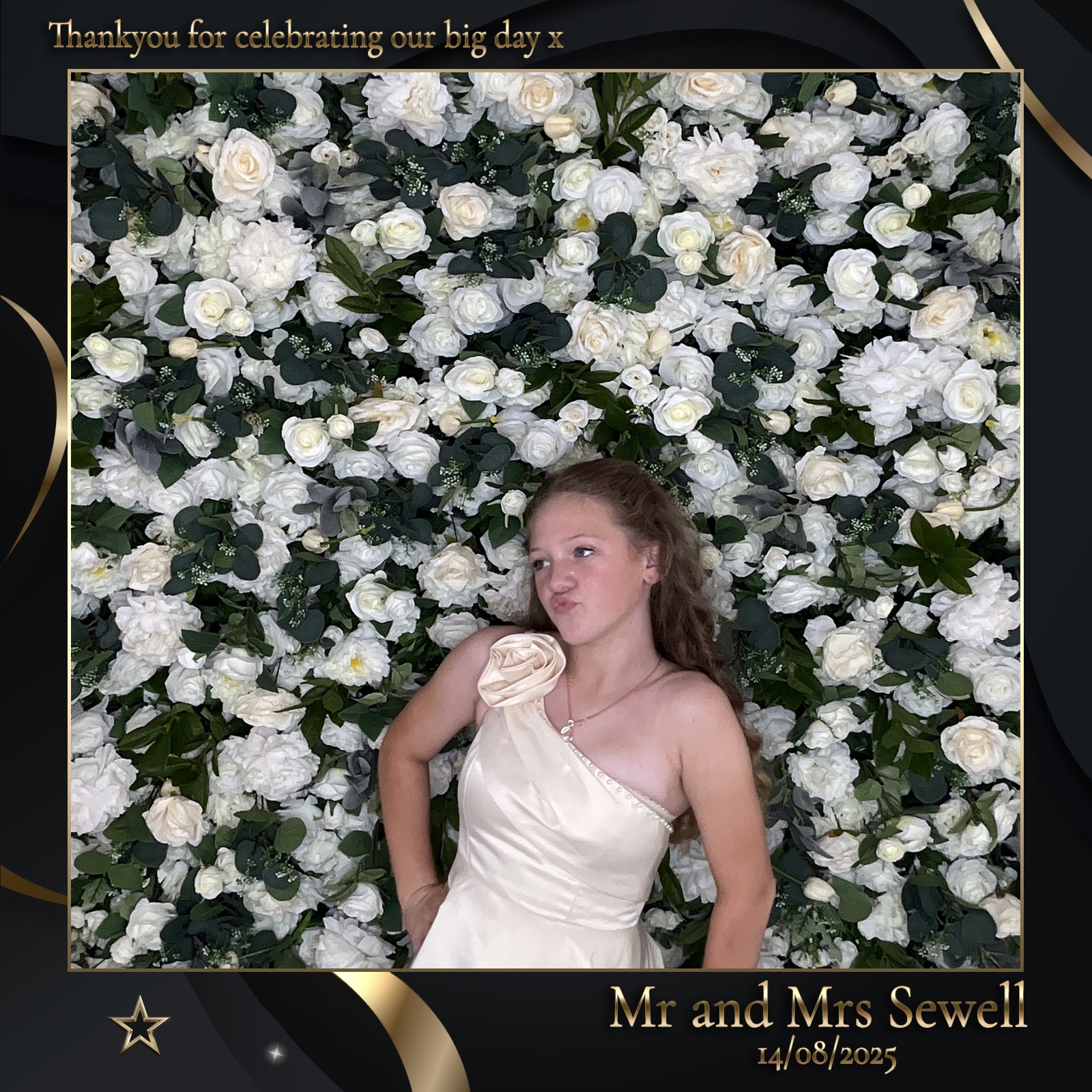 Mr & Mrs Sewell photo booth images  | View more photos from the event at gallery.magicimages.uk/u/MagicImages/Mr-Mrs-Sewell-photo-booth-images