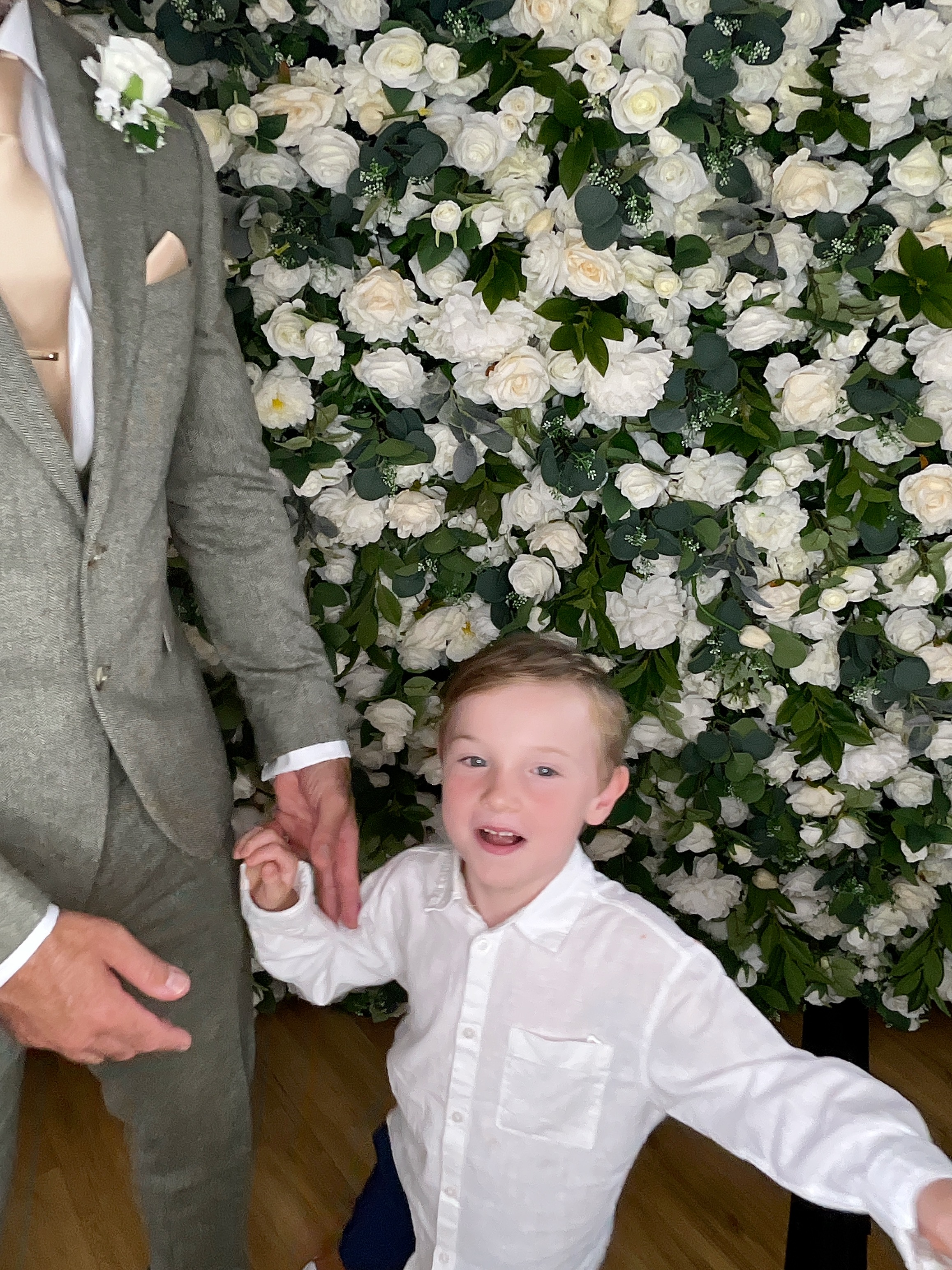 Mr & Mrs Sewell photo booth images  | View more photos from the event at gallery.magicimages.uk/u/MagicImages/Mr-Mrs-Sewell-photo-booth-images