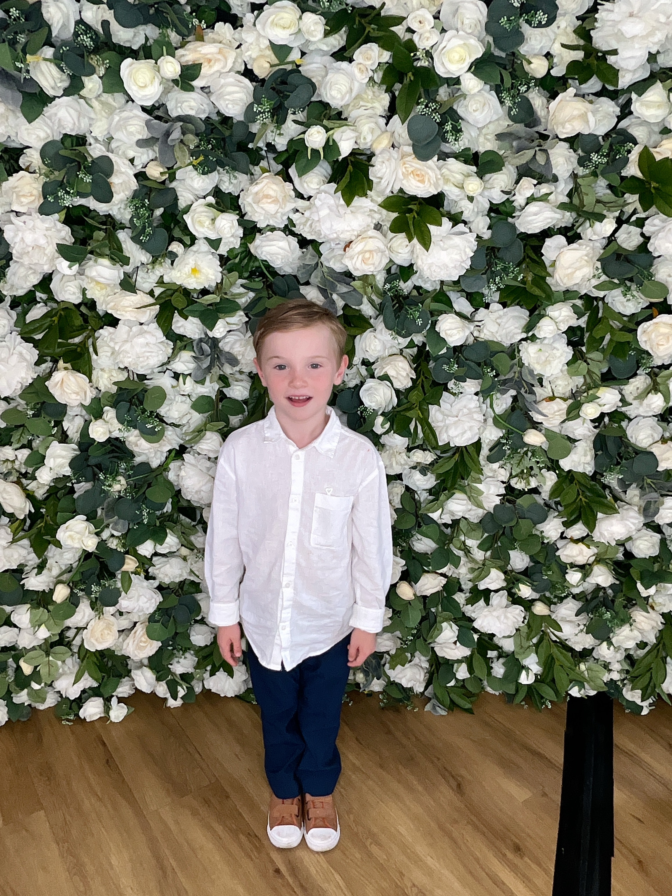 Mr & Mrs Sewell photo booth images  | View more photos from the event at gallery.magicimages.uk/u/MagicImages/Mr-Mrs-Sewell-photo-booth-images