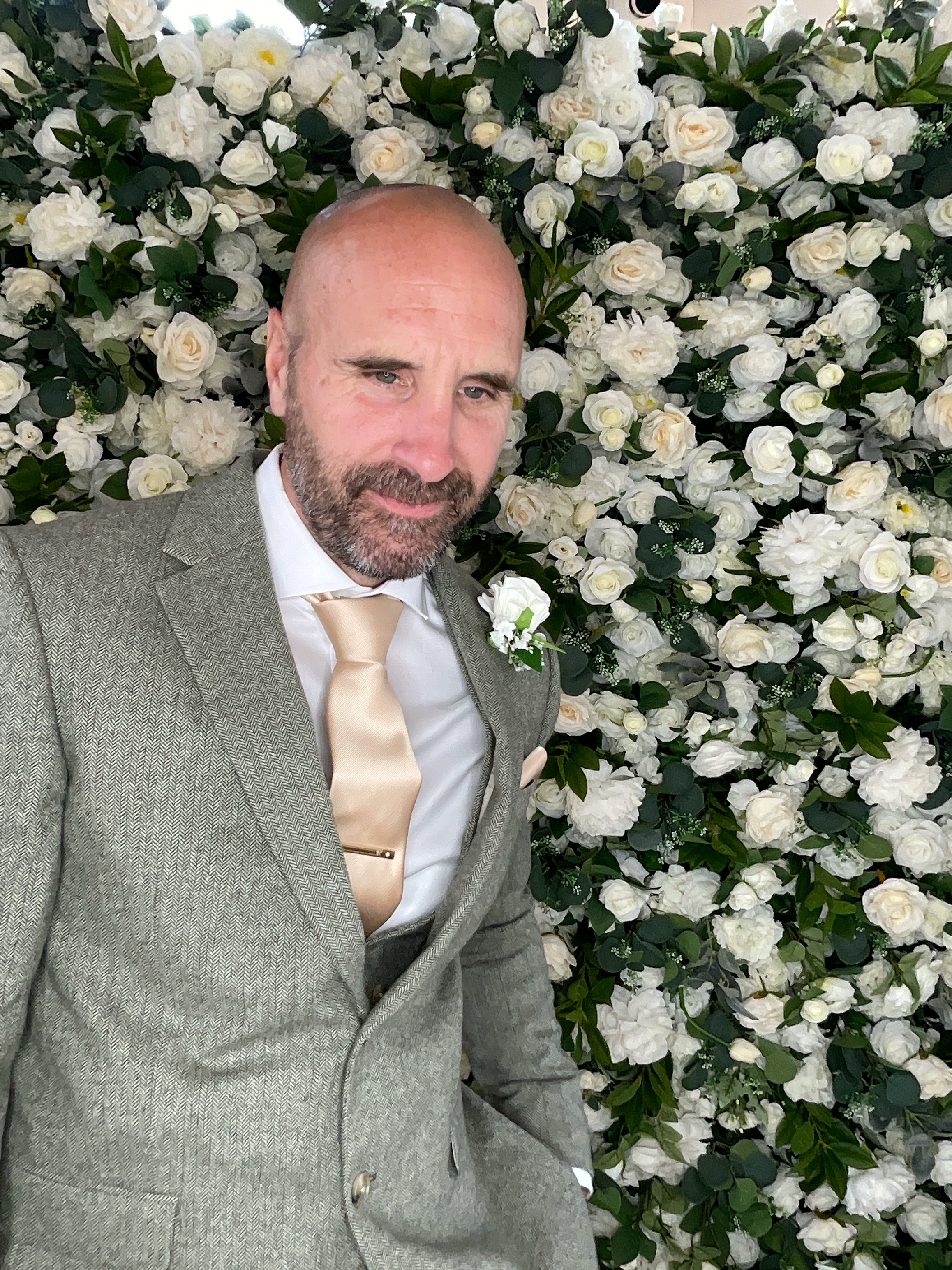 Mr & Mrs Sewell photo booth images  | View more photos from the event at gallery.magicimages.uk/u/MagicImages/Mr-Mrs-Sewell-photo-booth-images