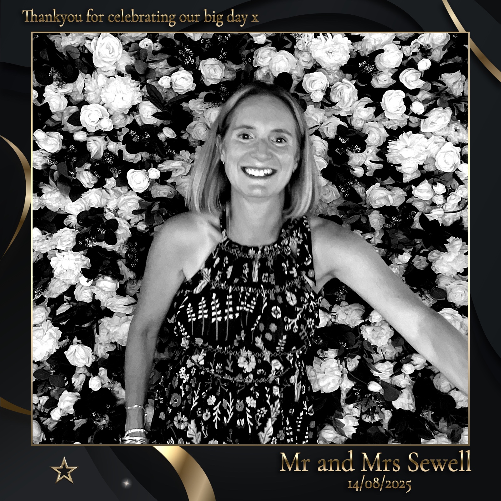 Mr & Mrs Sewell photo booth images  | View more photos from the event at gallery.magicimages.uk/u/MagicImages/Mr-Mrs-Sewell-photo-booth-images