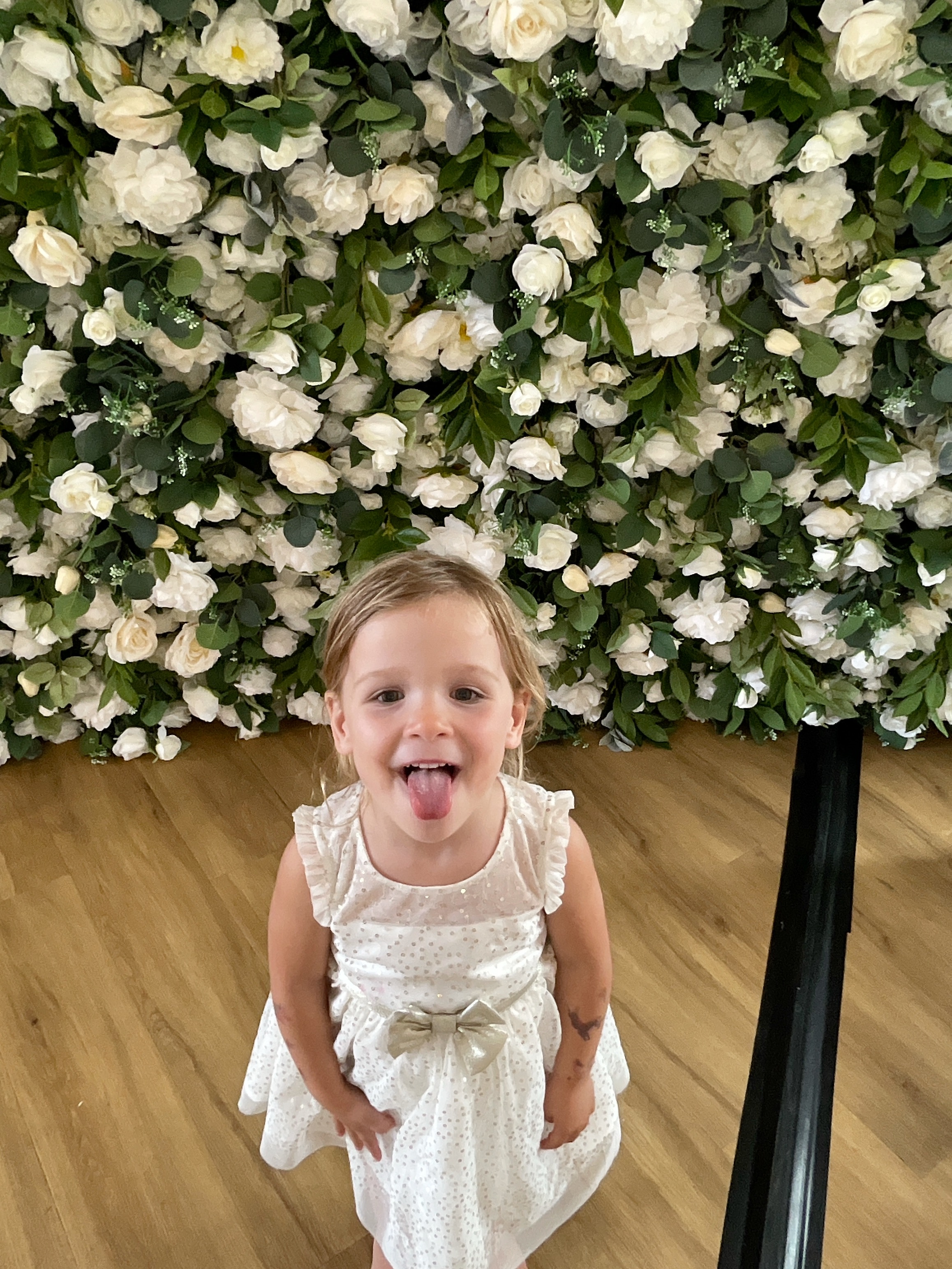 Mr & Mrs Sewell photo booth images  | View more photos from the event at gallery.magicimages.uk/u/MagicImages/Mr-Mrs-Sewell-photo-booth-images