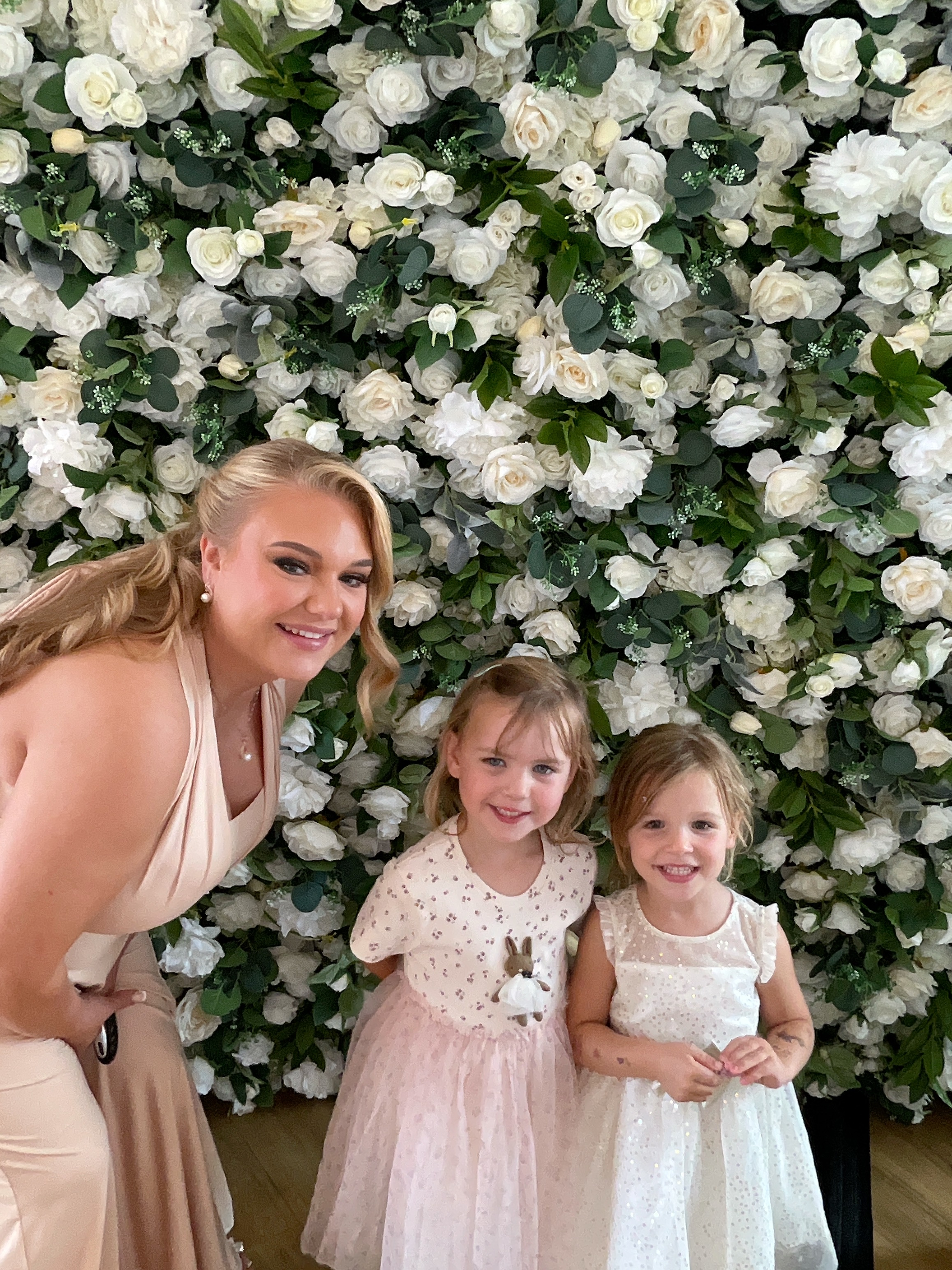 Mr & Mrs Sewell photo booth images  | View more photos from the event at gallery.magicimages.uk/u/MagicImages/Mr-Mrs-Sewell-photo-booth-images