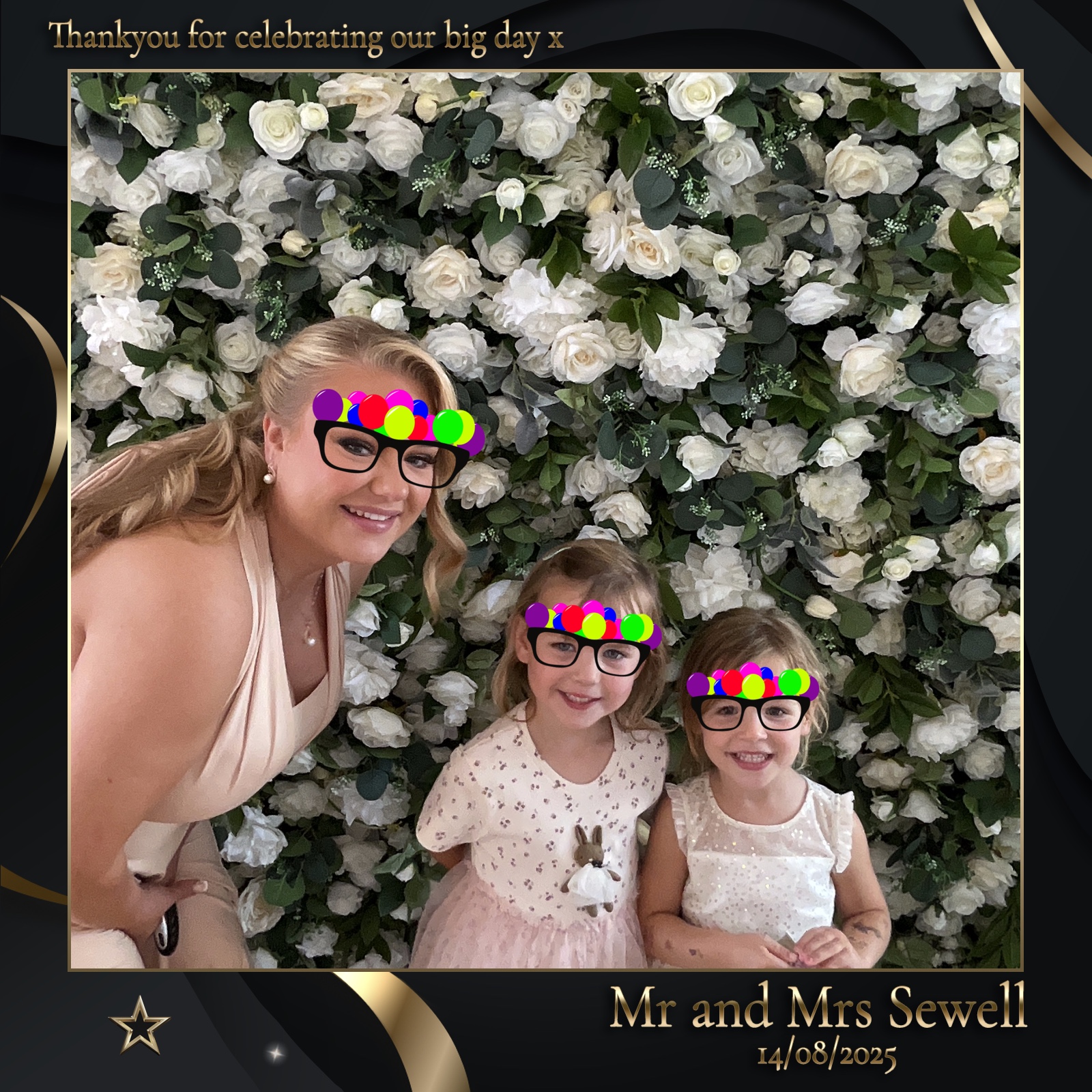 Mr & Mrs Sewell photo booth images  | View more photos from the event at gallery.magicimages.uk/u/MagicImages/Mr-Mrs-Sewell-photo-booth-images