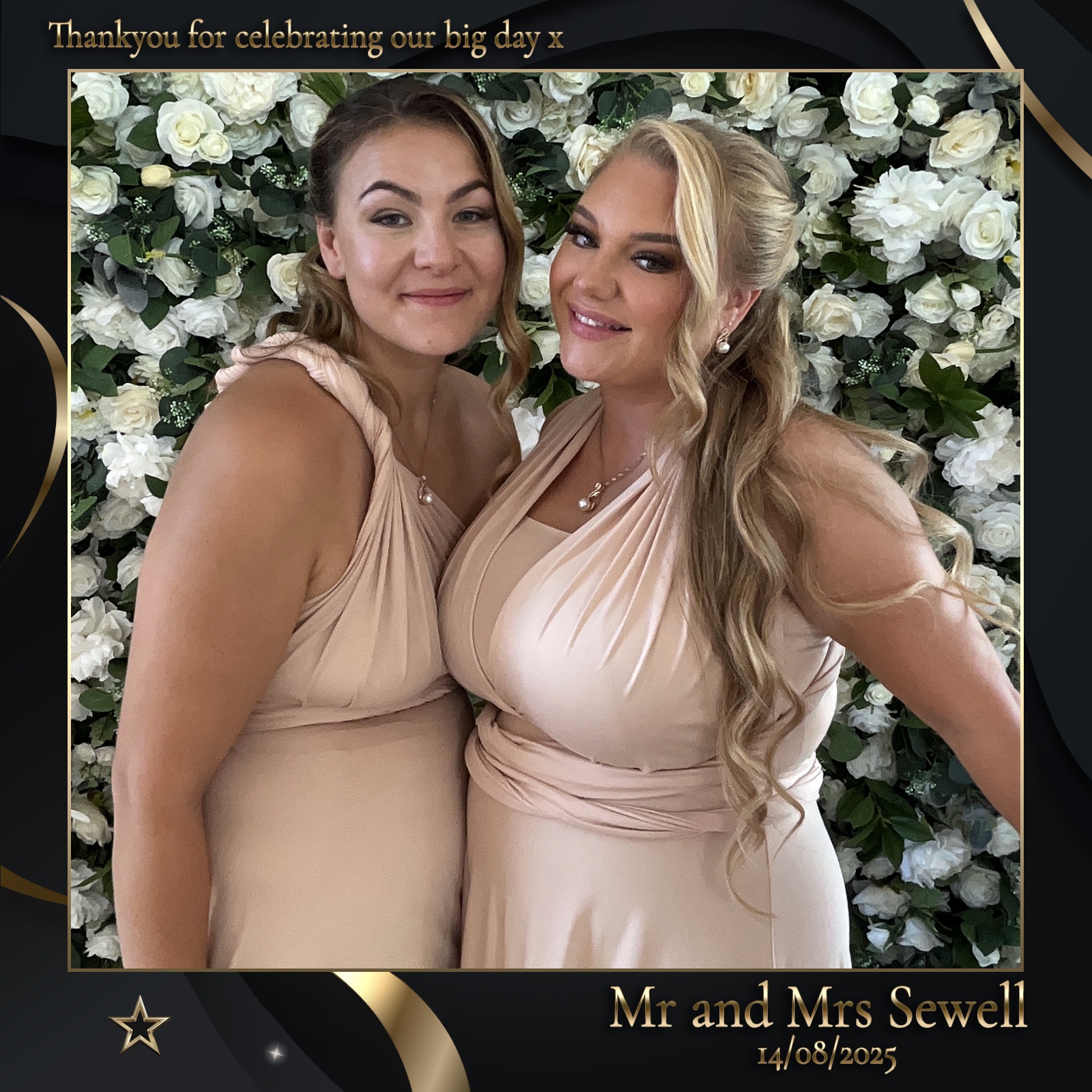 Mr & Mrs Sewell photo booth images  | View more photos from the event at gallery.magicimages.uk/u/MagicImages/Mr-Mrs-Sewell-photo-booth-images