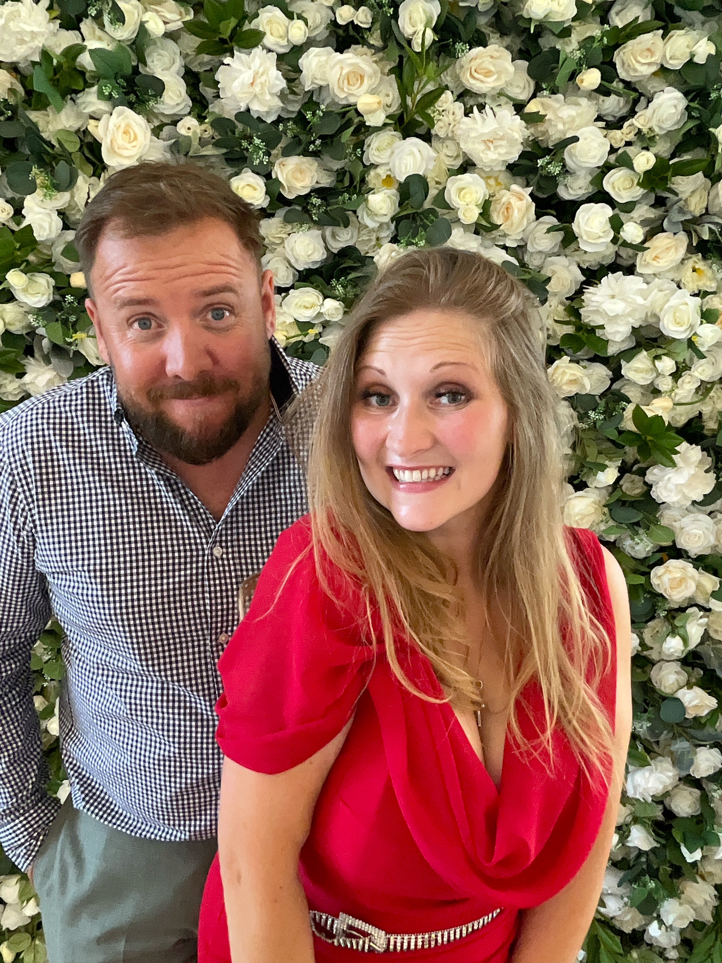 Mr & Mrs Sewell photo booth images  | View more photos from the event at gallery.magicimages.uk/u/MagicImages/Mr-Mrs-Sewell-photo-booth-images