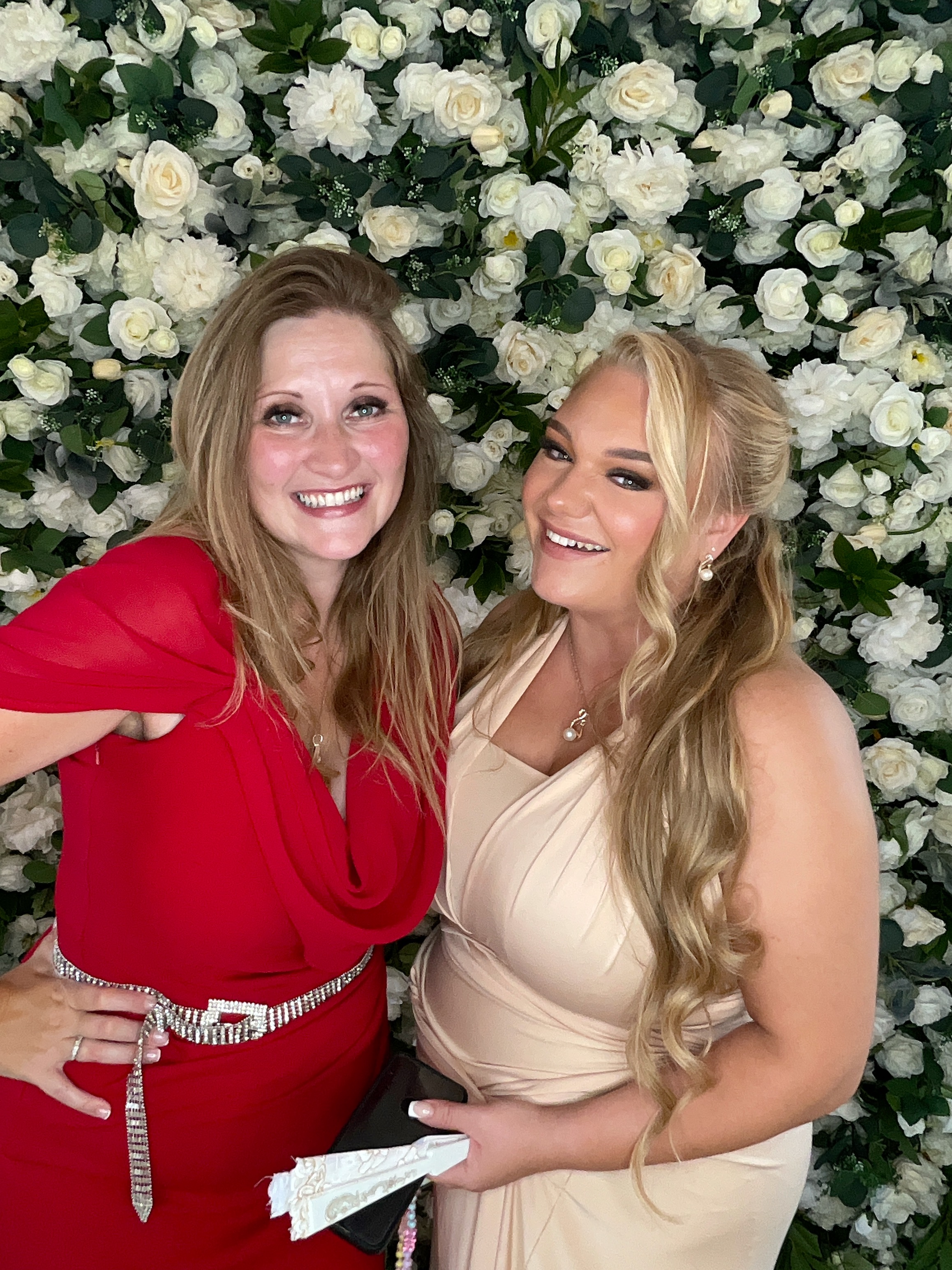 Mr & Mrs Sewell photo booth images  | View more photos from the event at gallery.magicimages.uk/u/MagicImages/Mr-Mrs-Sewell-photo-booth-images