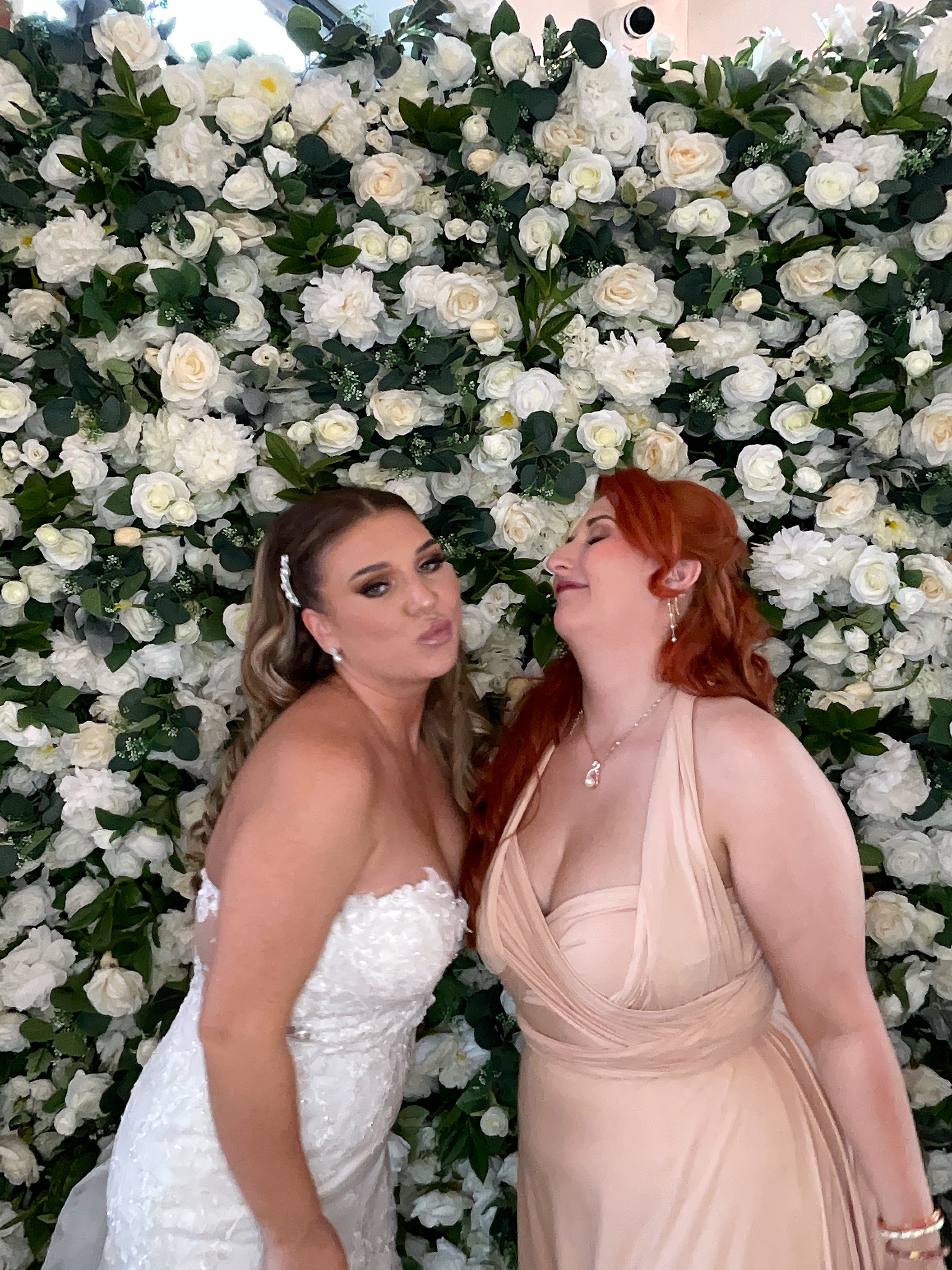 Mr & Mrs Sewell photo booth images  | View more photos from the event at gallery.magicimages.uk/u/MagicImages/Mr-Mrs-Sewell-photo-booth-images