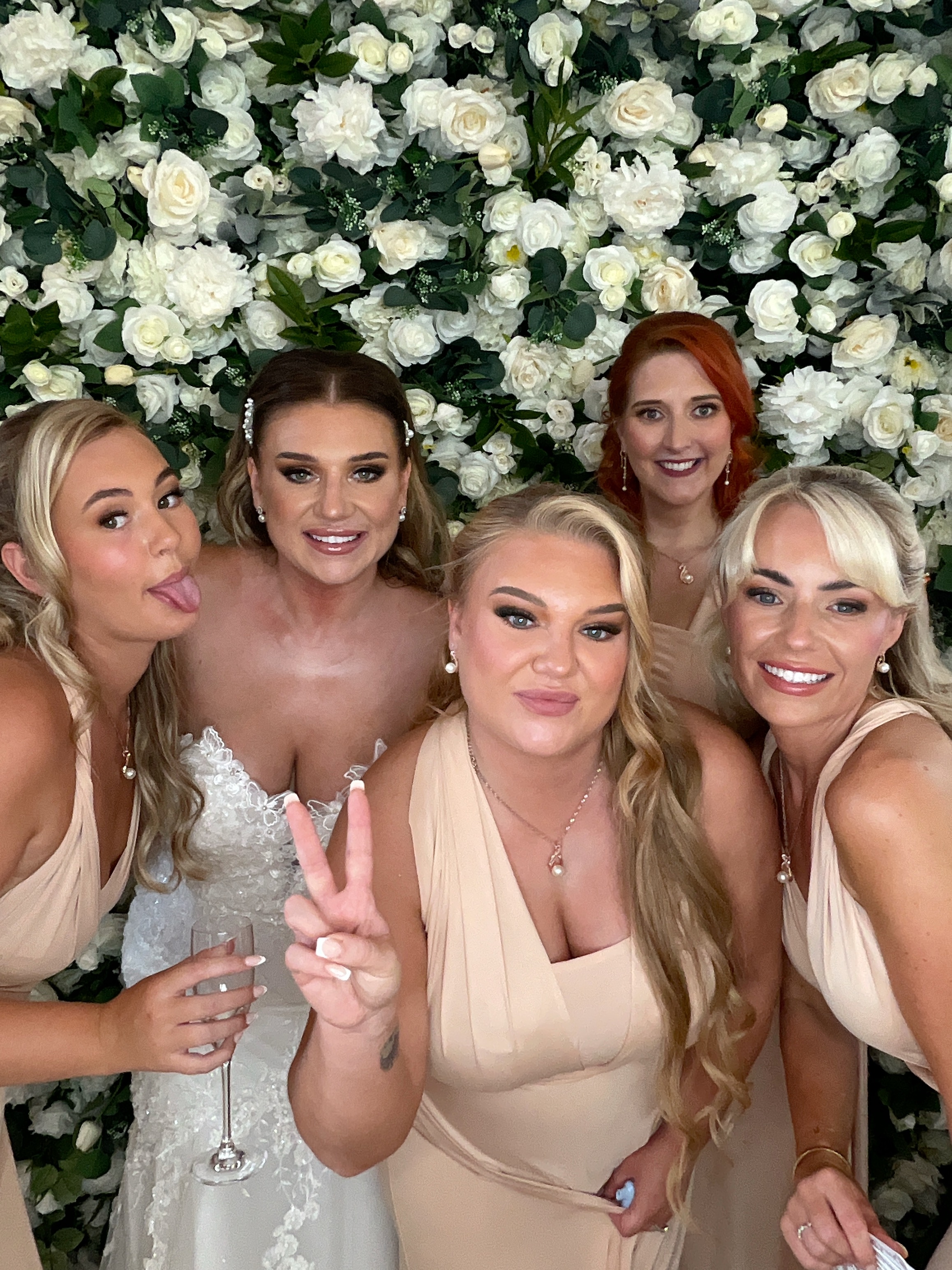 Mr & Mrs Sewell photo booth images  | View more photos from the event at gallery.magicimages.uk/u/MagicImages/Mr-Mrs-Sewell-photo-booth-images