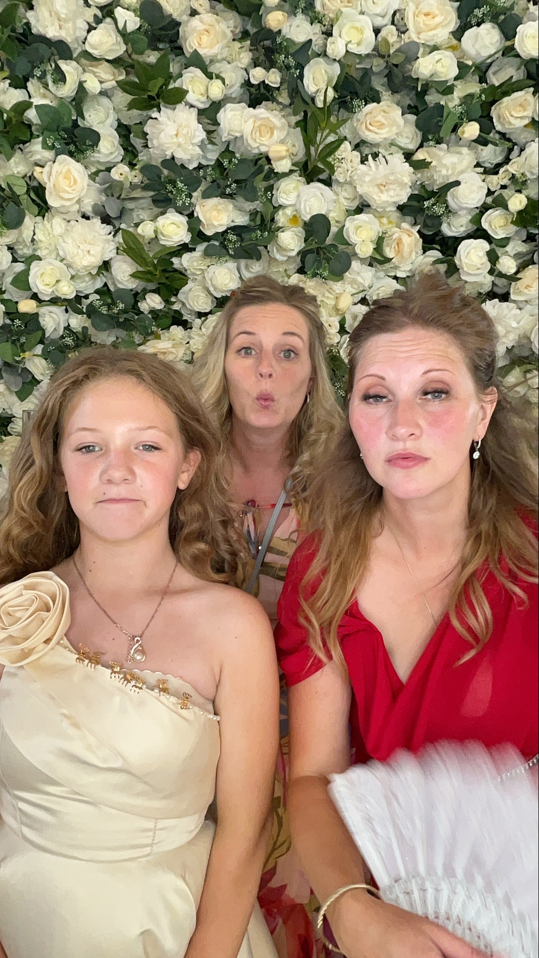 Mr & Mrs Sewell photo booth images  | View more photos from the event at gallery.magicimages.uk/u/MagicImages/Mr-Mrs-Sewell-photo-booth-images