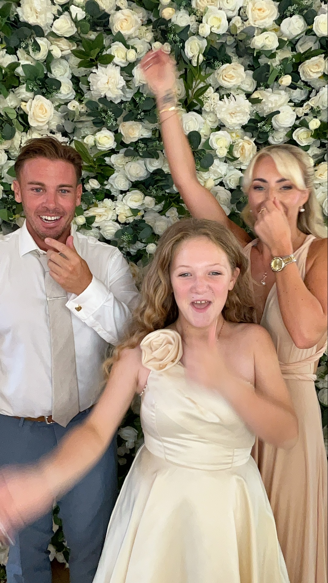 Mr & Mrs Sewell photo booth images  | View more photos from the event at gallery.magicimages.uk/u/MagicImages/Mr-Mrs-Sewell-photo-booth-images