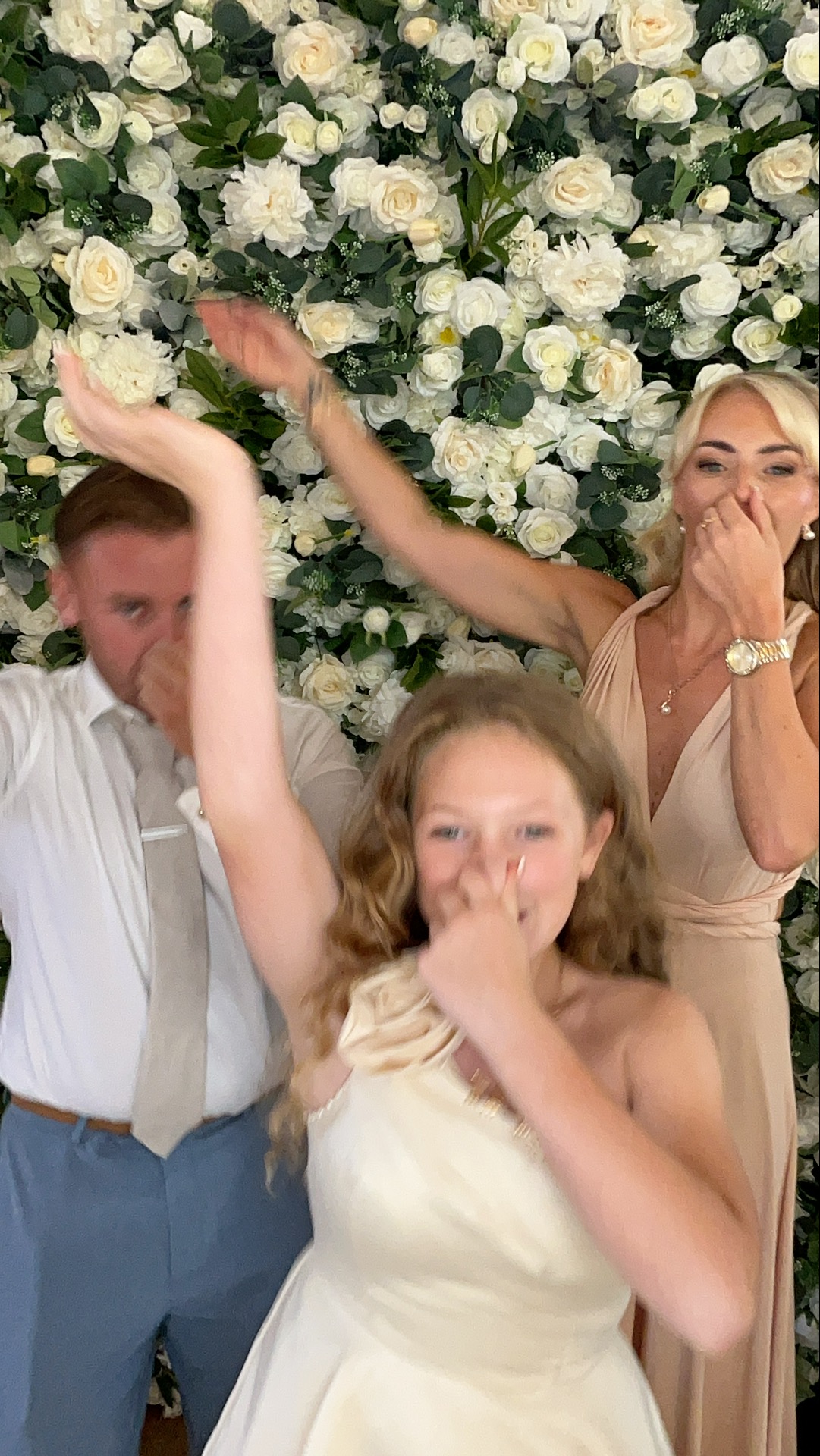 Mr & Mrs Sewell photo booth images  | View more photos from the event at gallery.magicimages.uk/u/MagicImages/Mr-Mrs-Sewell-photo-booth-images