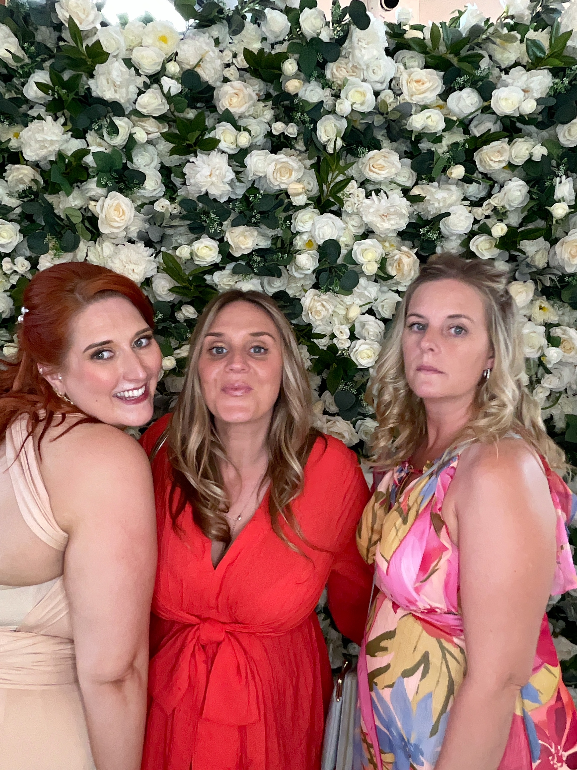 Mr & Mrs Sewell photo booth images  | View more photos from the event at gallery.magicimages.uk/u/MagicImages/Mr-Mrs-Sewell-photo-booth-images